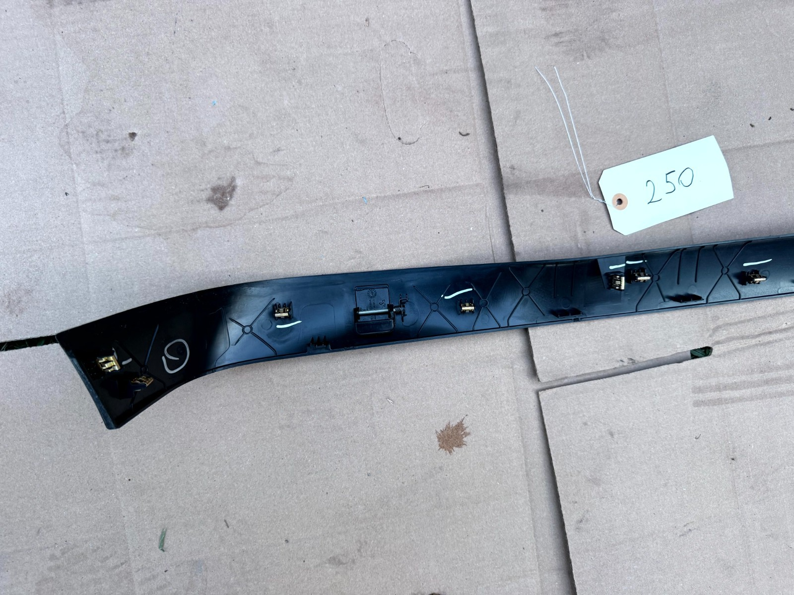 ♦️16-20 Tesla Model X Rear Right Passenger C Pillar Middle Trim OEM, 107329400E