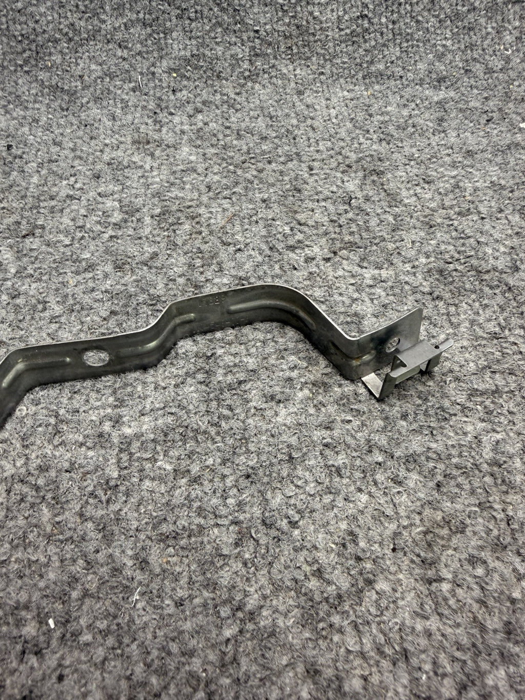 17-23 Tesla Model 3 Left Liner Wheel House Bracket Stiffener 1104540-00-B OEM