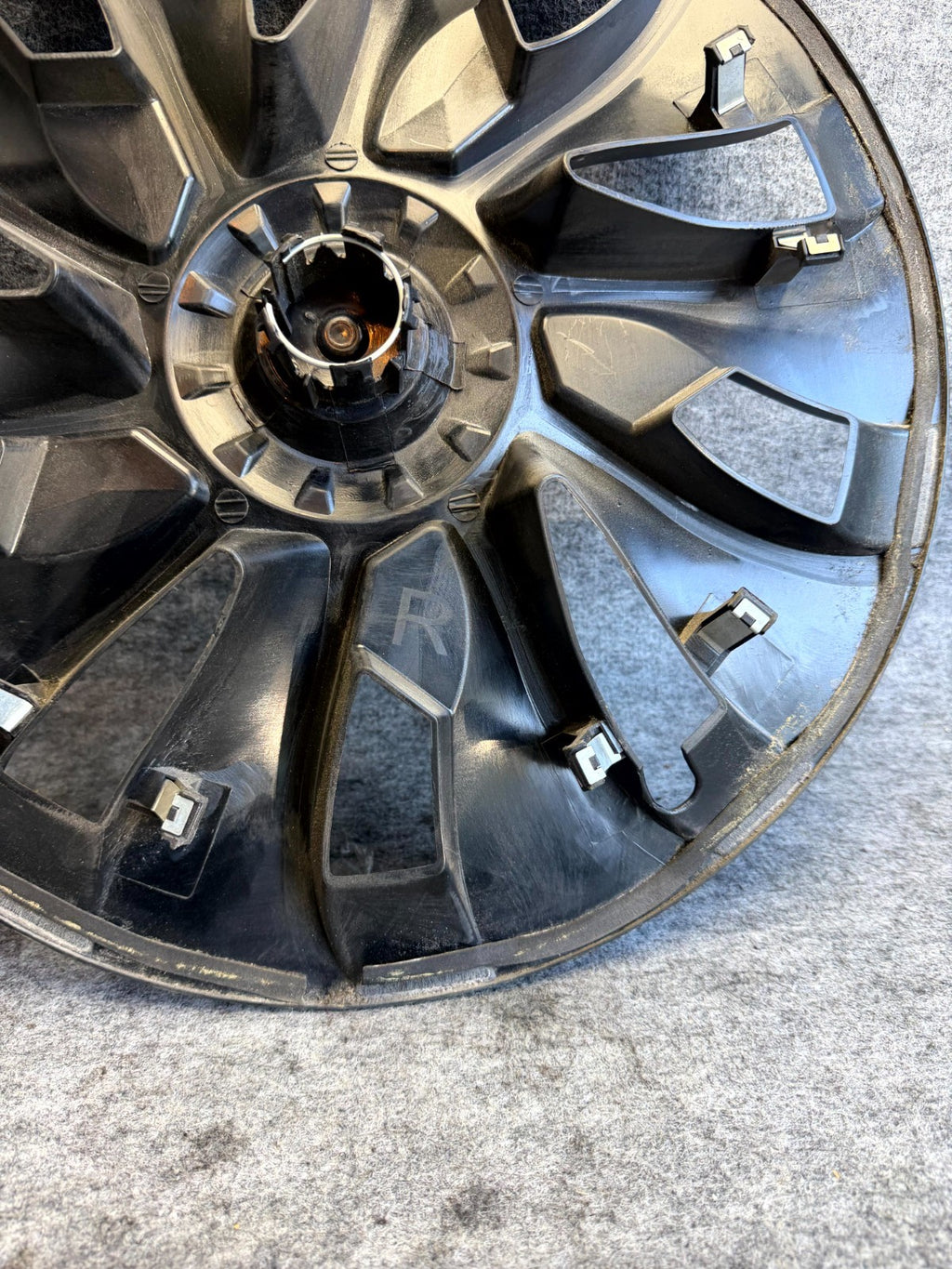♦️2017 - 2023 TESLA MODEL 3 WHEEL RIM CENTER CAP COVER OEM, 1044235 00 A