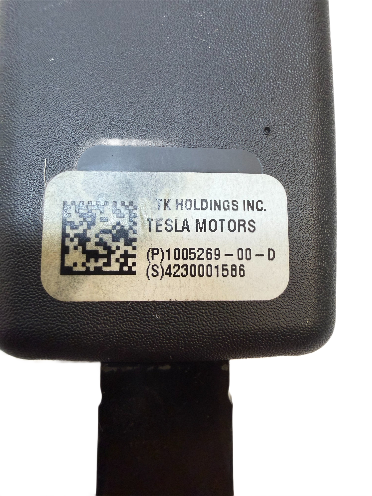2012-2020 Tesla Model S Rear Left or Right Seat Belt Buckle Black 1005269-00-D