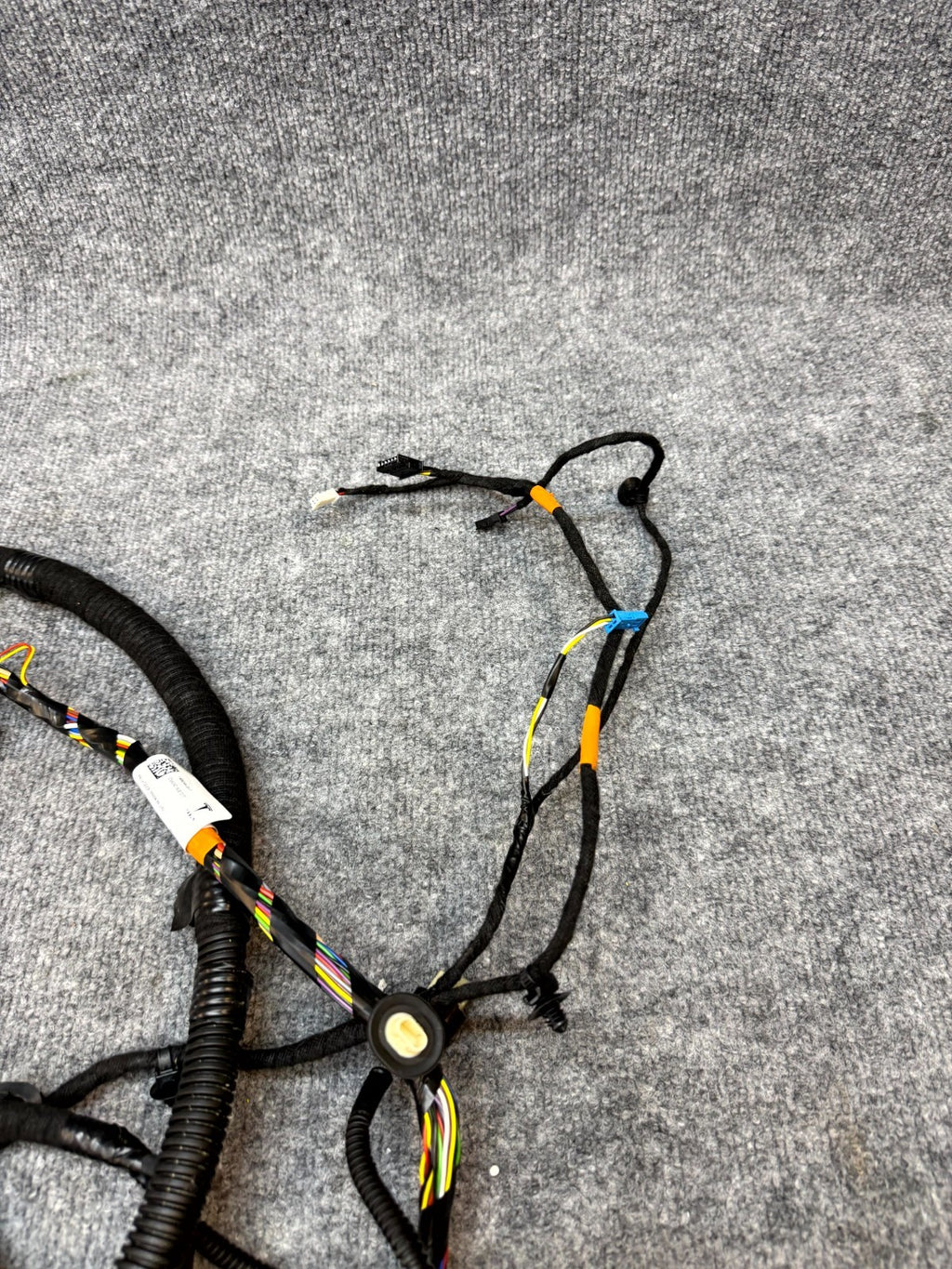 2020-2024 TESLA MODEL Y FRONT LEFT SIDE DOOR WIRING HARNESS OEM, 1489044-00-F