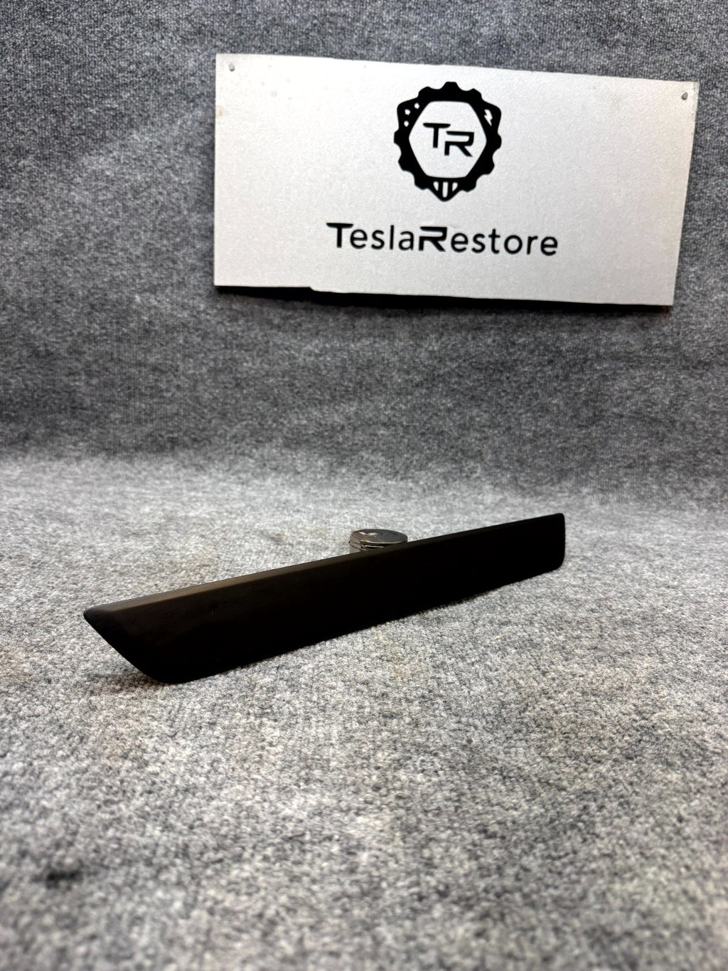 17-23 TESLA MODEL 3 FRONT LEFT/RIGHT DOOR SILL SCUFF PLATE PANEL OEM, 150476300C