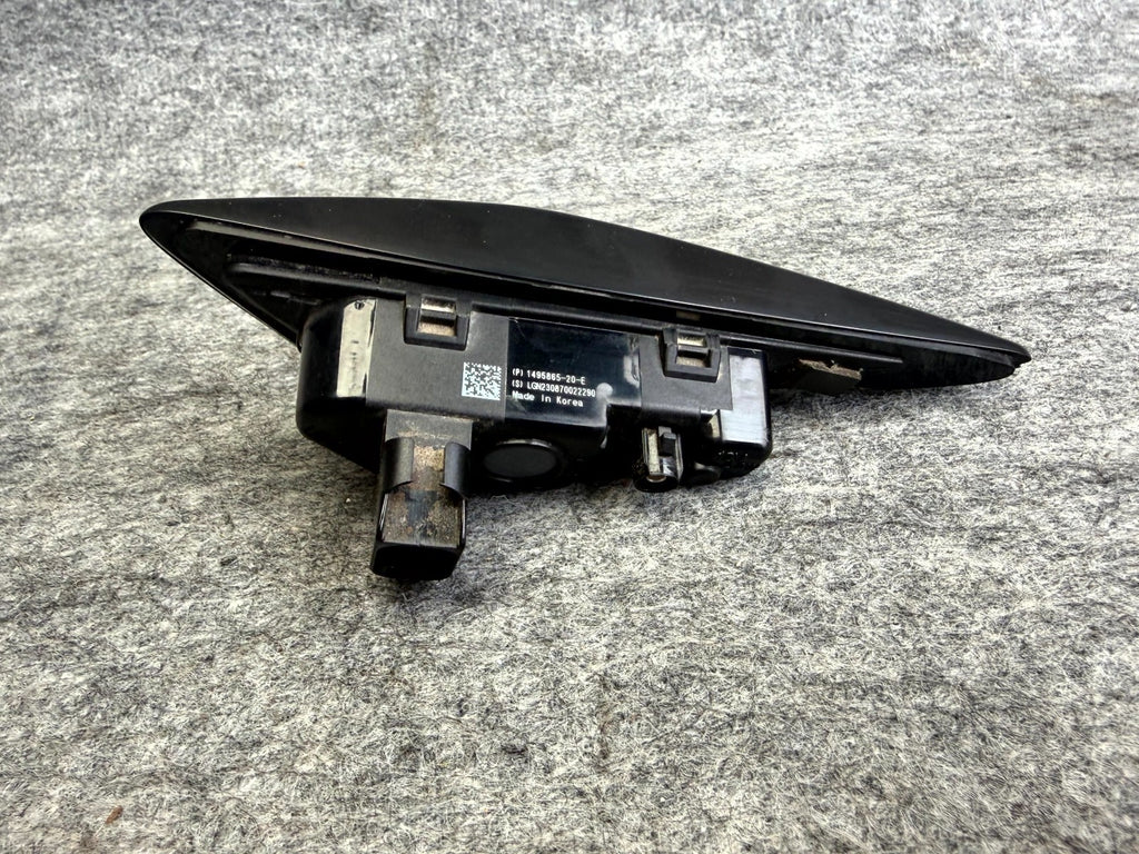 ♦️2017 - 2023 TESLA MODEL 3 RIGHT FENDER CAMERA TURN SIGNAL OEM, 1495865-20-E