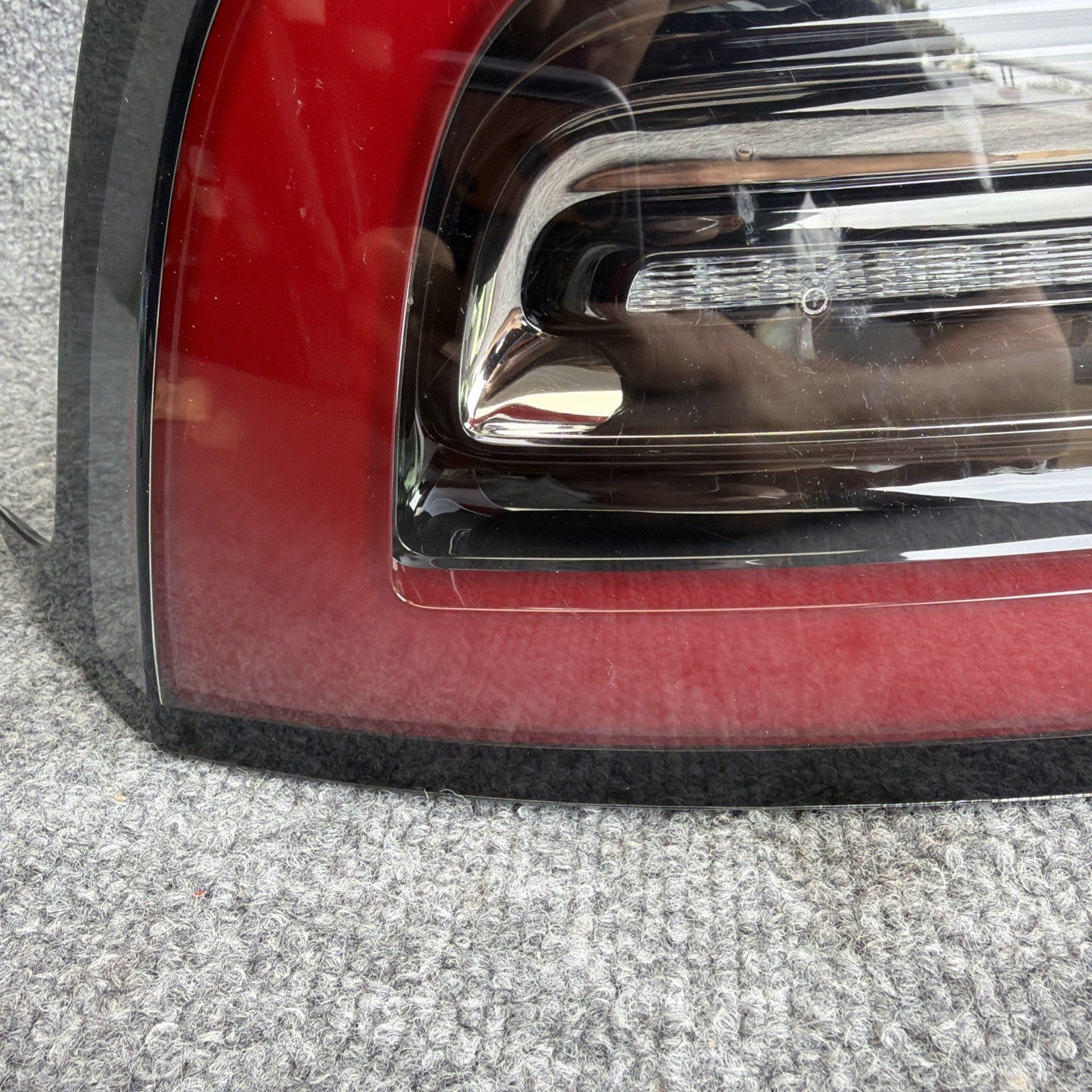 2017-2022 Tesla Model 3 Rear Driver Exterior Taillight Outer Tail Lamp Left LH