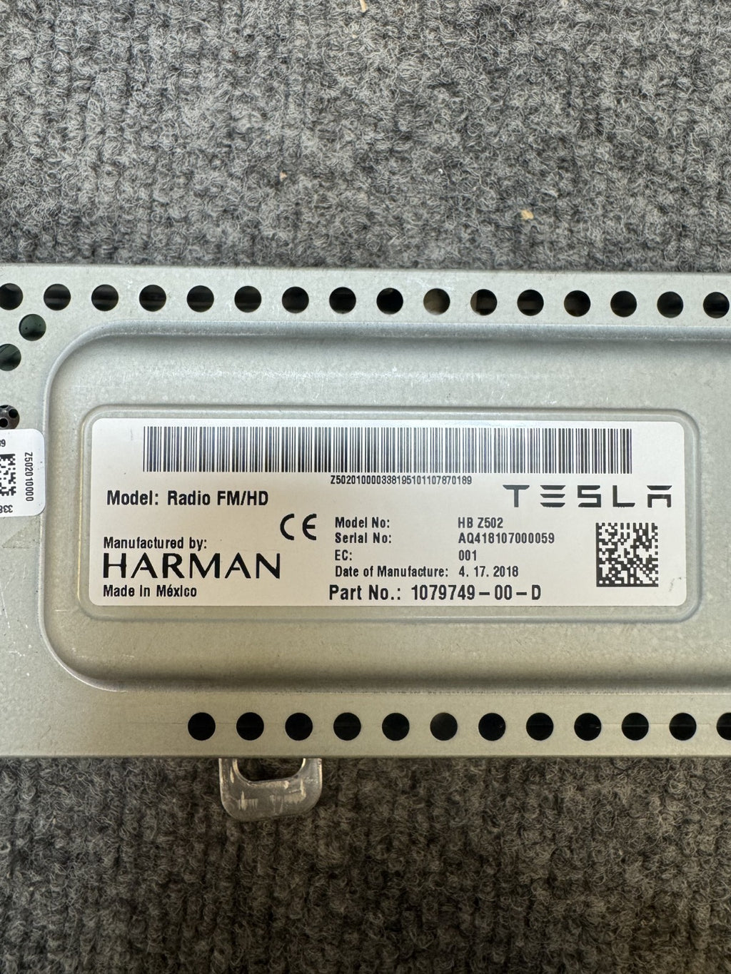 2017 – 2023 TESLA MODEL 3 RADIO RECEIVER CONTROL MODULE UNIT OEM, 1079749-00-D