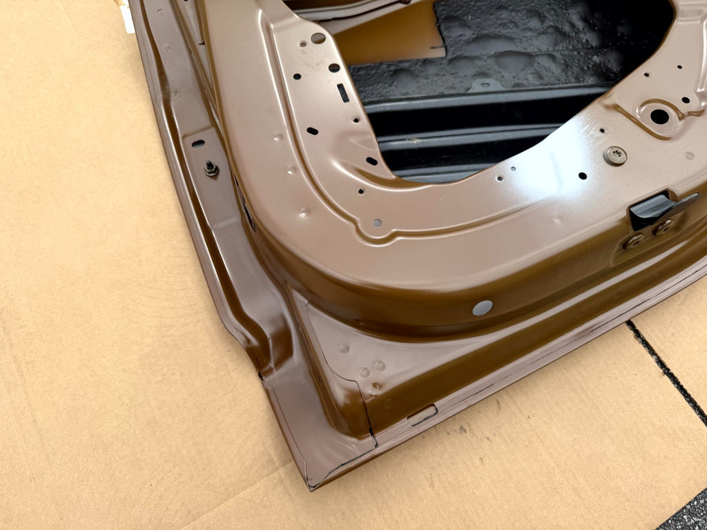 2024 - 2025 TESLA MODEL 3 REAR RIGHT PASSENGER SIDE DOOR SHELL OEM, 1751848-E0-A