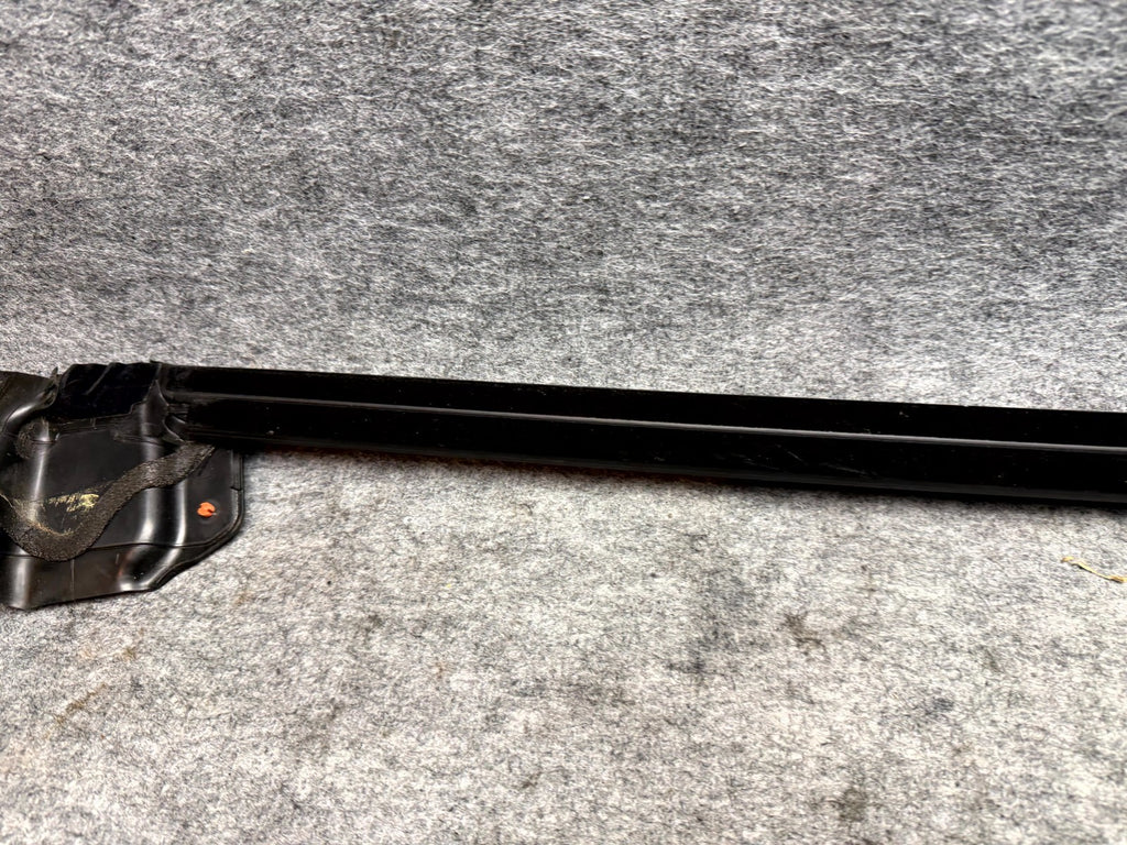 ♦️2017-2023 TESLA MODEL 3 FRONT RIGHT DOOR INNER WEATHERSTRIP OEM, 1090495-00-E