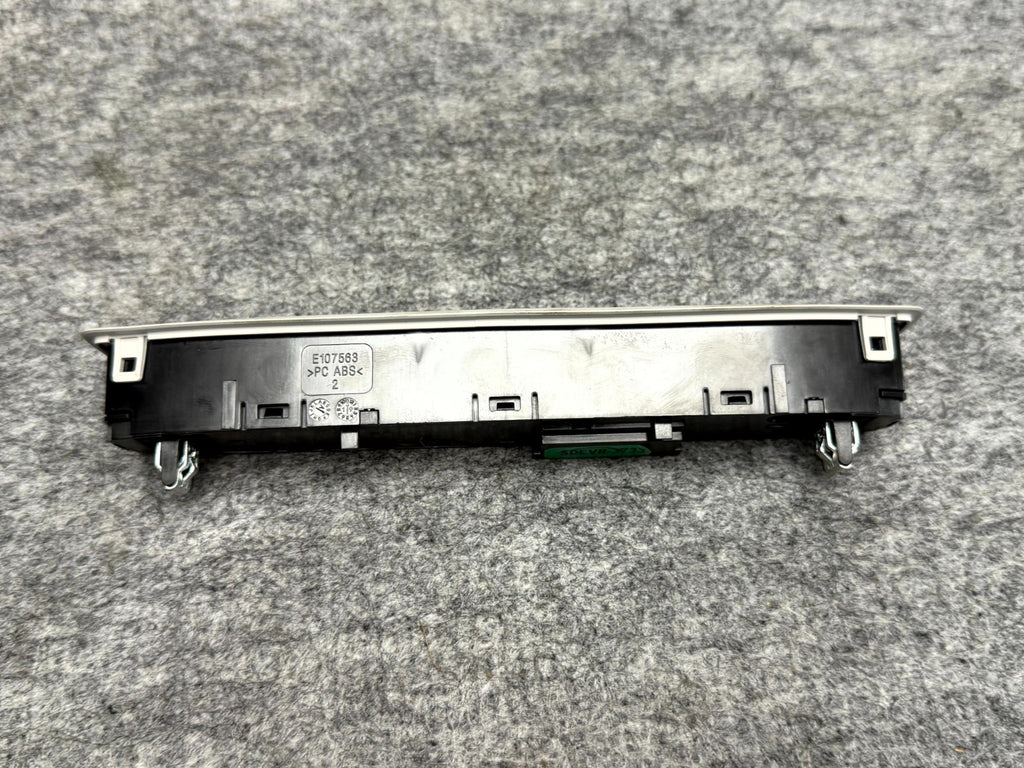 ♦️2017 – 2023 TESLA MODEL 3 REAR OVERHEAD ROOF DOME LIGHT OEM, P1092575-00-J