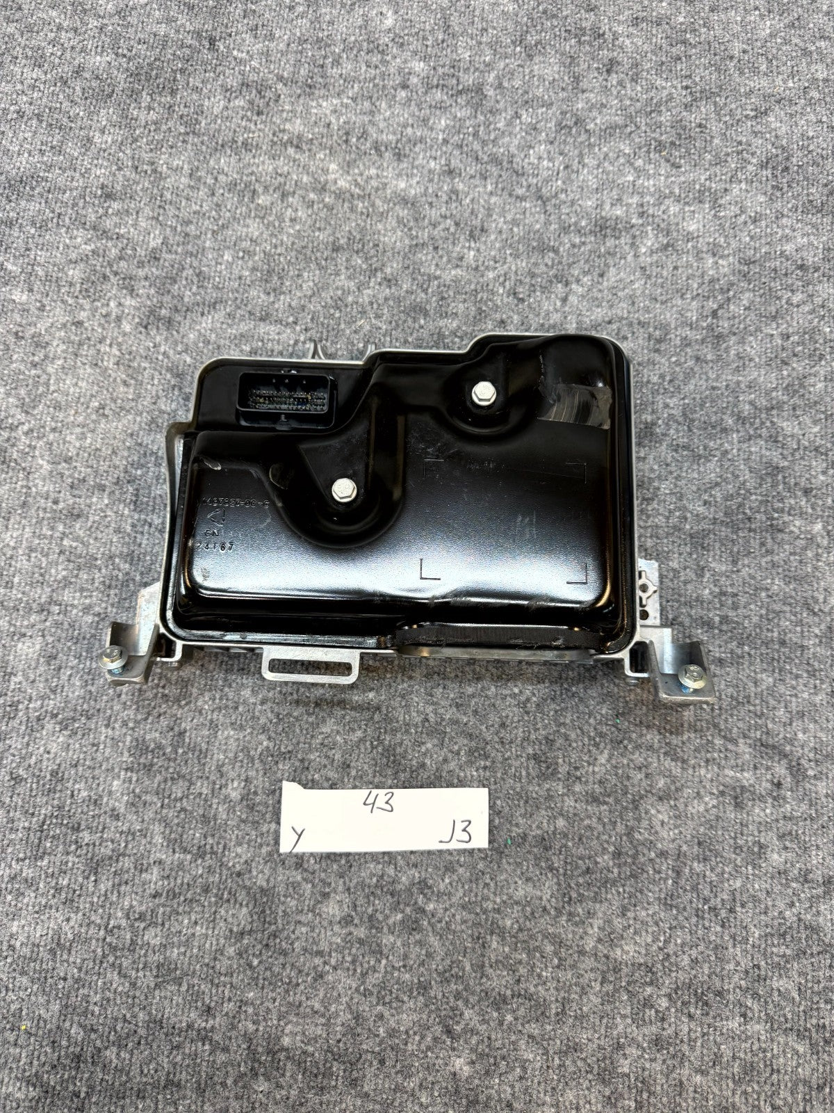 2020-2024 TESLA MODEL Y FRONT BODY COMPUTER CONTROL MODULE COVER OEM, 1497327-00