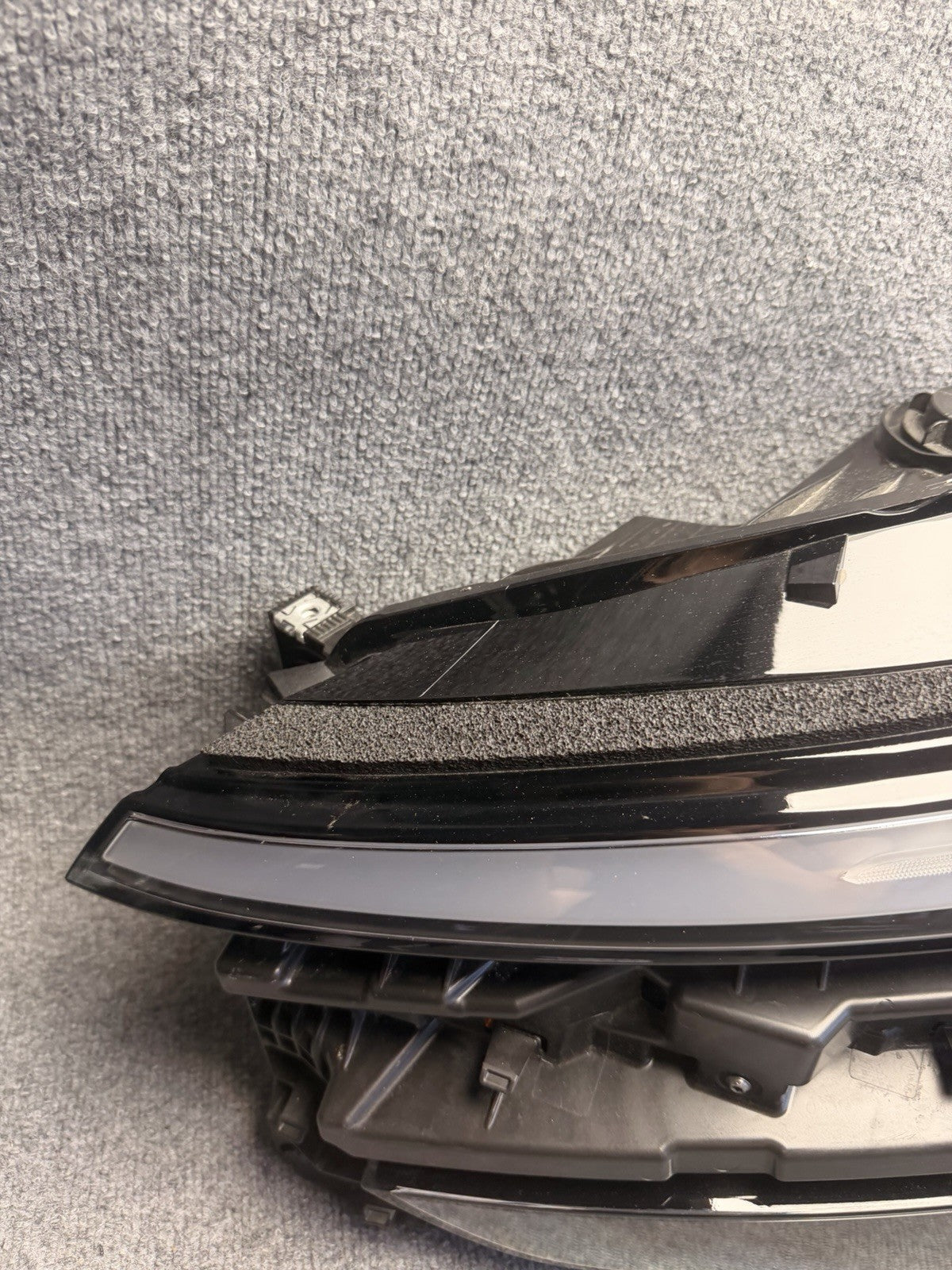 2025 2026 Tesla Model Y Juniper Left Driver Side LED Headlight OEM 1918347-00-E