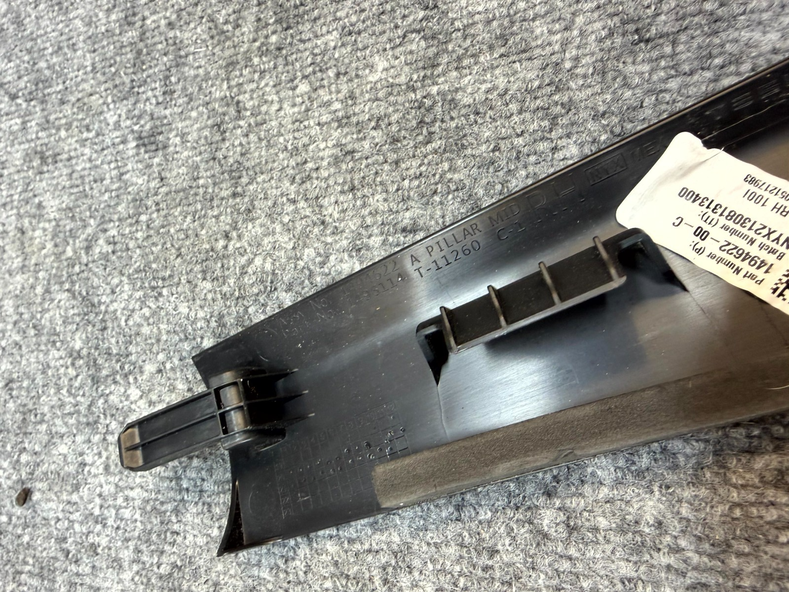 2020-2024 TESLA MODEL Y FRONT RIGHT A PILLAR MIDDLE TRIM COVER OEM, 1494622-00-C