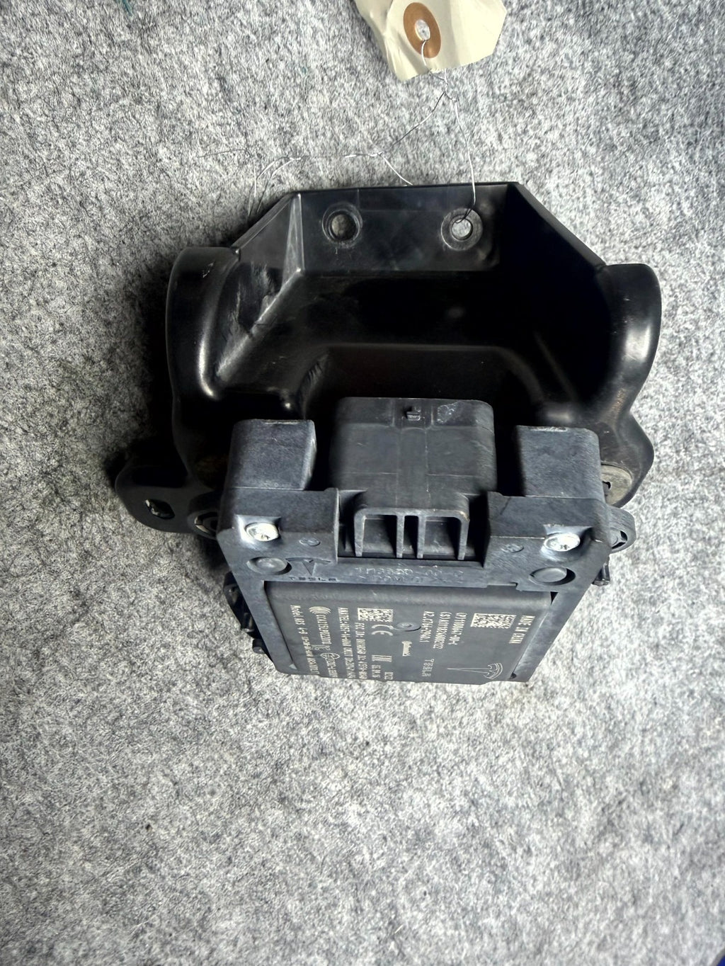 ♦️16-20 TESLA MODEL S X 3 SEVEN PIN PERPENDICULAR REDAR SENSOR OEM, 1108647-00-C