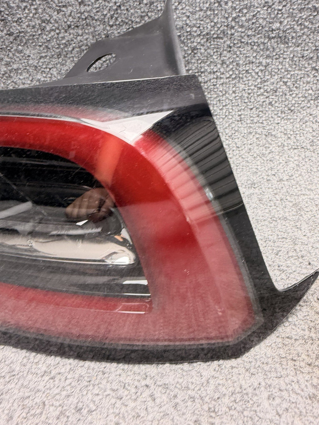 2021-2023 Tesla Model 3 Tail Lamp Rear Bodyside Right 1077398-00-H