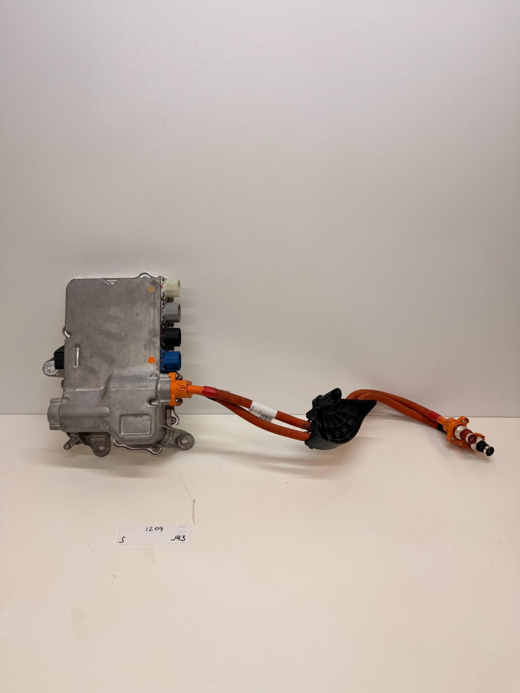 2016-2021 TESLA MODEL S COMPUTER MODULE JUNCTION BOX /W CABLE 1059891-00-E