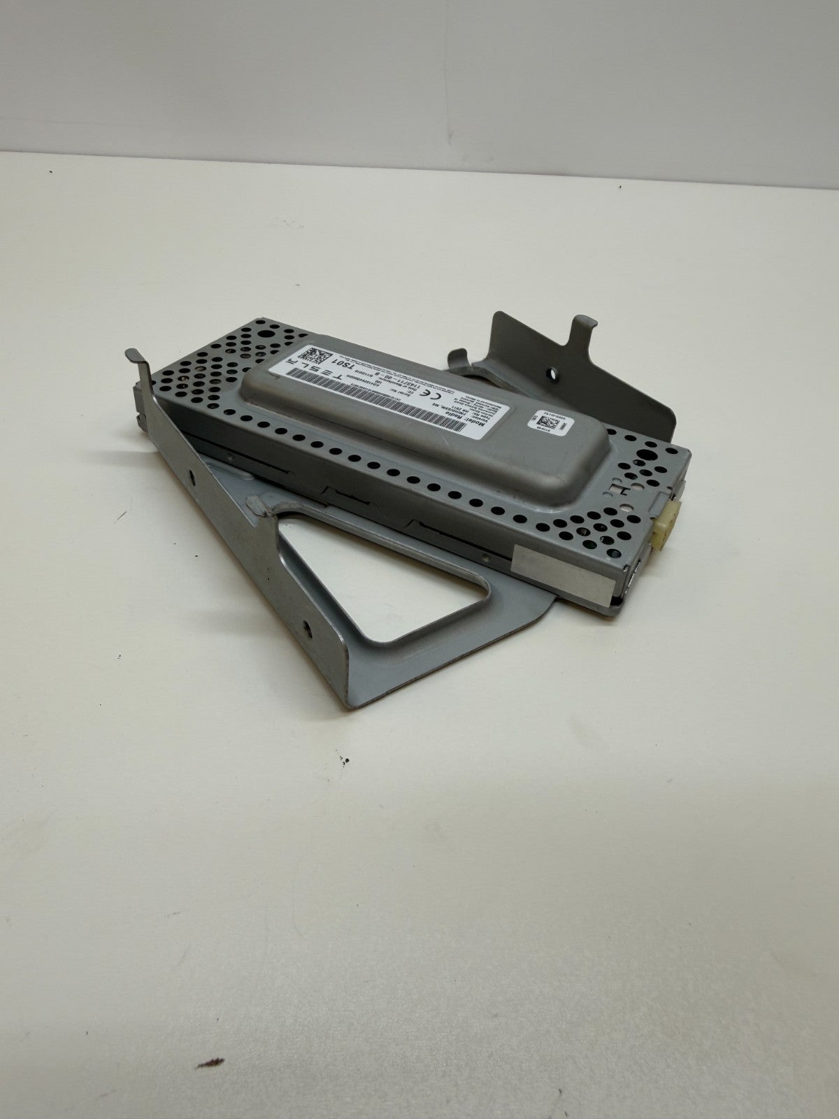 2012-2020 Tesla Model S Radio Amplifier Receiver Unit FM/HD/SXM 1143711-00-B