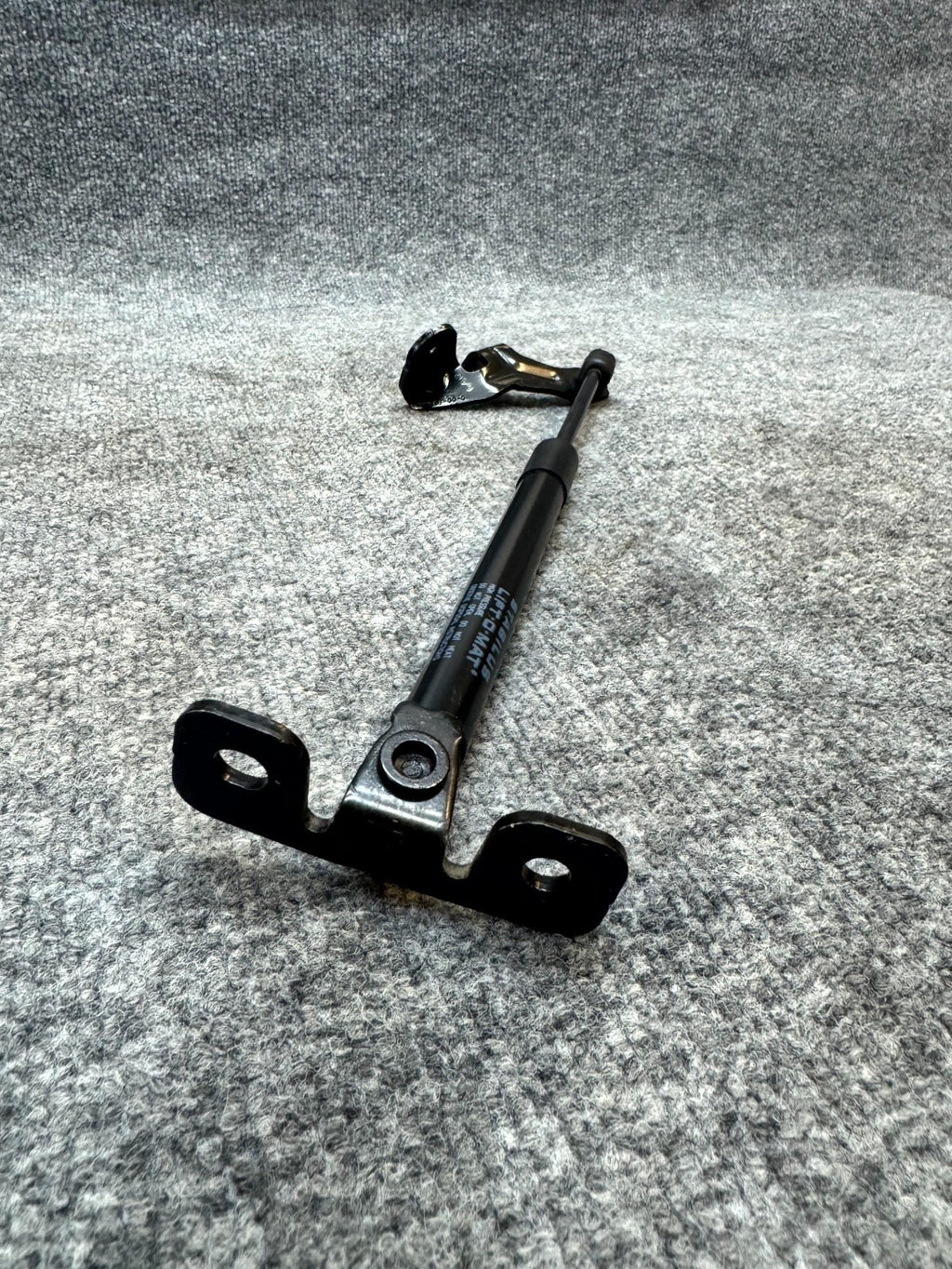 2017‑2023 TESLA MODEL 3 FRONT LEFT HOOD STRUT SUPPORT BRACKET OEM, 1089587-00-C