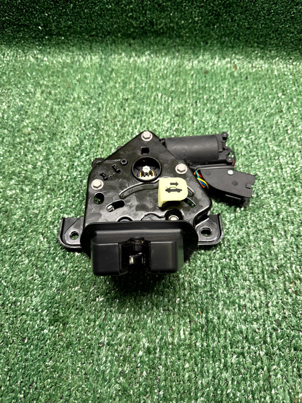 ♦️2017–2023 TESLA MODEL Y/3 REAR LIFTGATE TRUNK LOCK ACTUATOR OEM, 1500604-00-B
