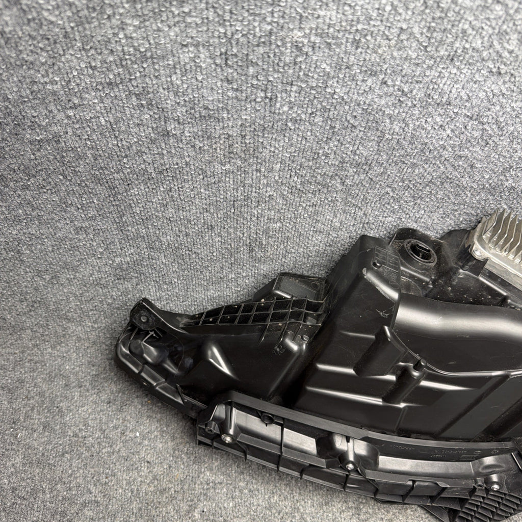 2022-2025 TESLA MODEL S RIGHT HEADLIGHT BLACK Projector LED 1563714-00-F OEM