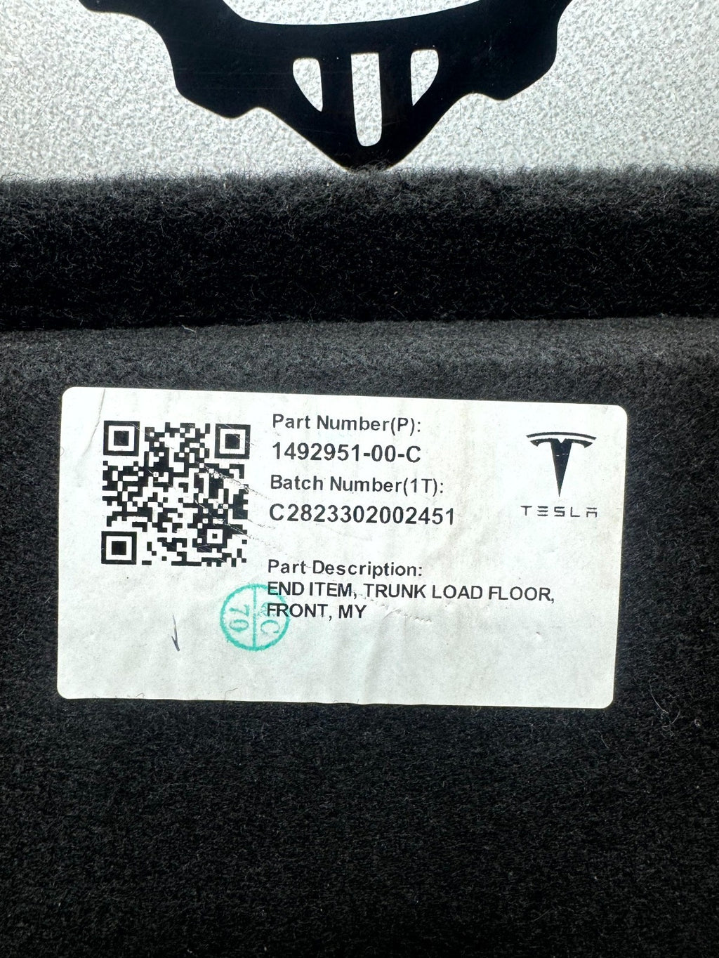 2020 – 2024 TESLA MODEL Y FRONT TRUNK LOAD FLOOR CARPET PANEL OEM, 1492951-00-C