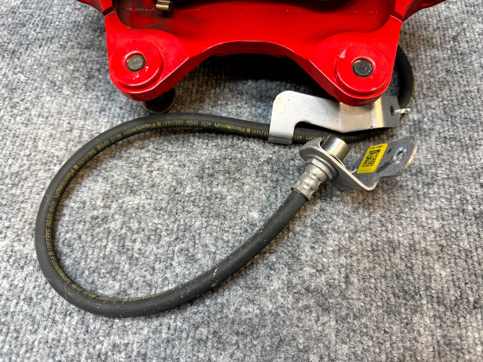 2020-2024 TESLA MODEL Y FRONT RIGHT BREMBO BRAKE CALIPER RED OEM, 1188642-00-B
