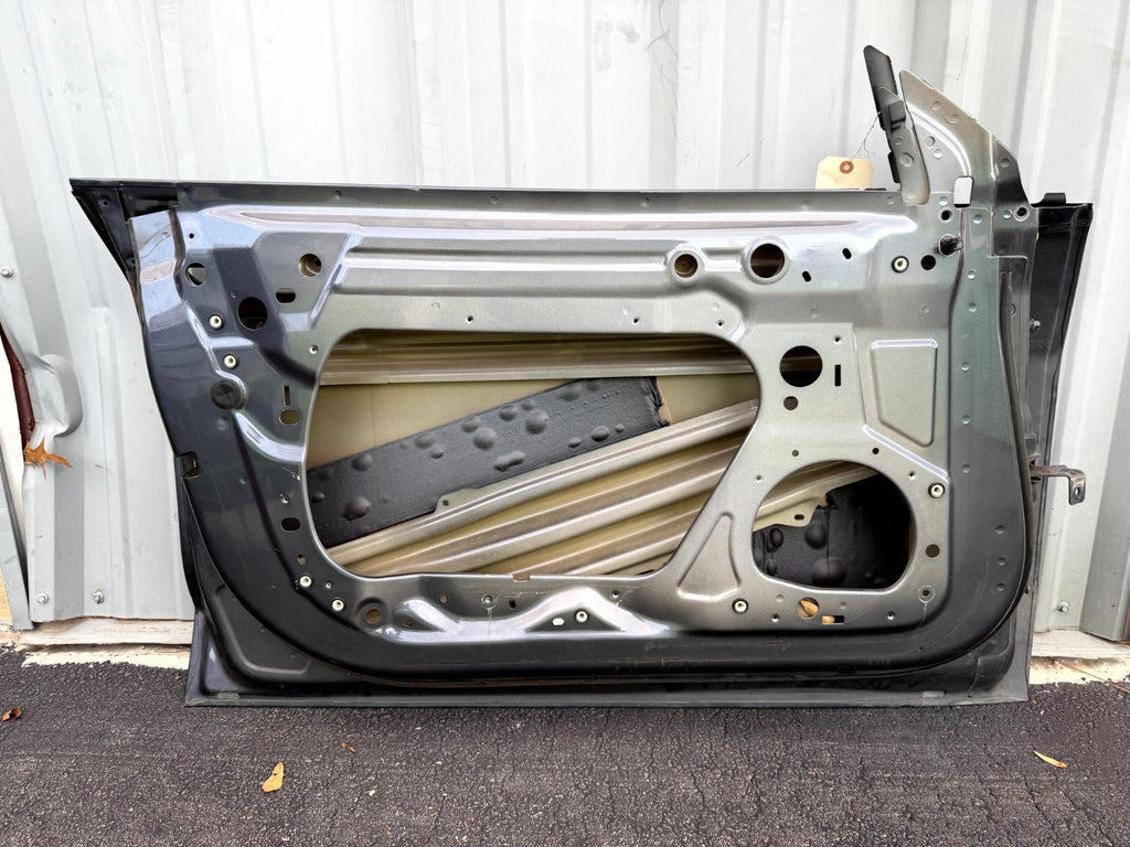 ♦️2017 - 2023 TESLA MODEL 3 FRONT LEFT SIDE DOOR SHELL PANEL OEM, 1081421-E0-C