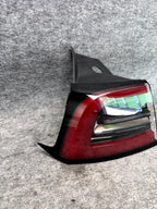 ♦️17-23 TESLA MODEL 3 REAR LEFT SIDE OUTER LED TAIL LIGHT LAMP OEM, 1502086-00-D