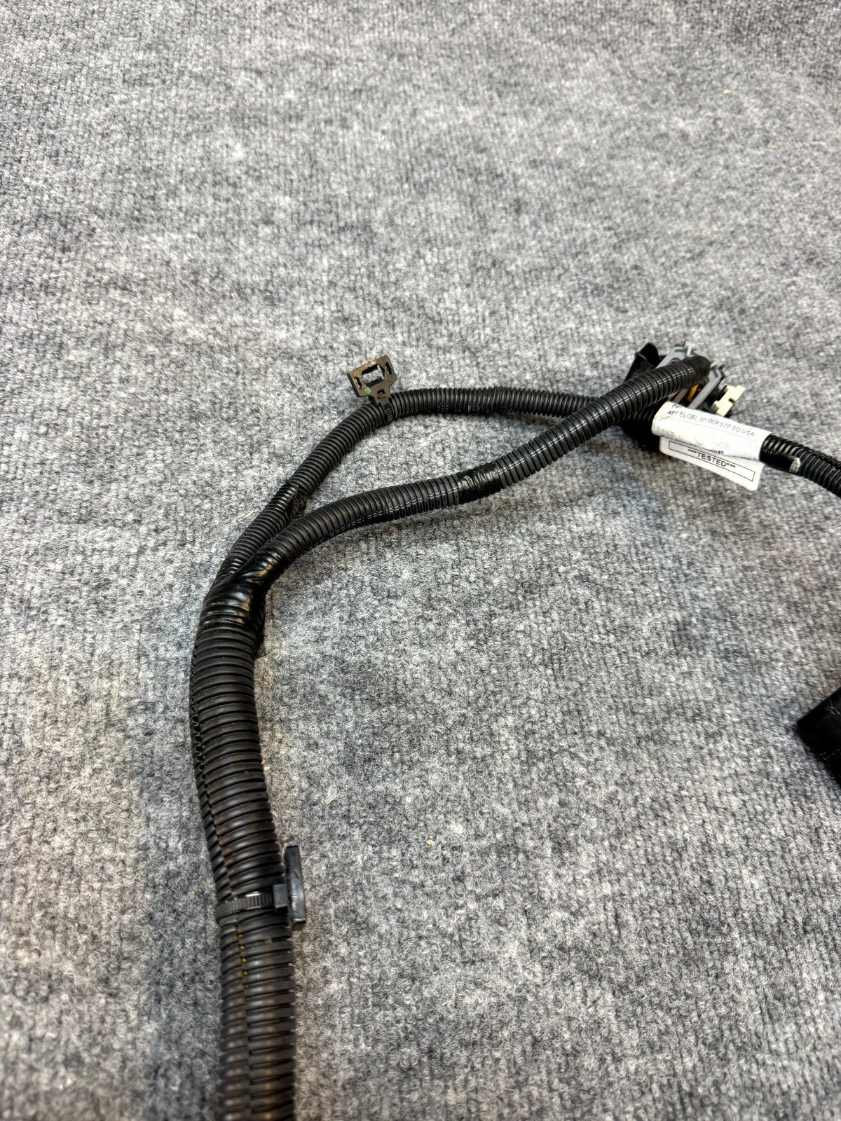 2020 - 2024 TESLA MODEL Y TRAILER JUMPER TOWING HITCH CABLE OEM, 2534249-00-A