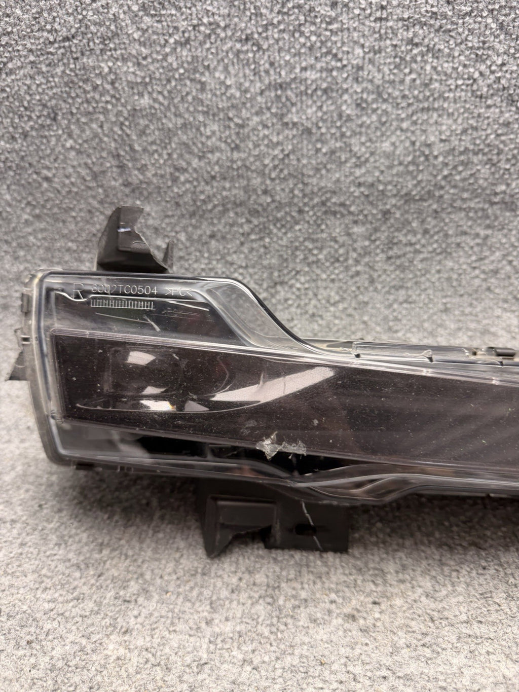 3 PIN OEM 2017 - 2023 Tesla Model 3 Front Right Fog Light LED Lamp 1077392-00-F