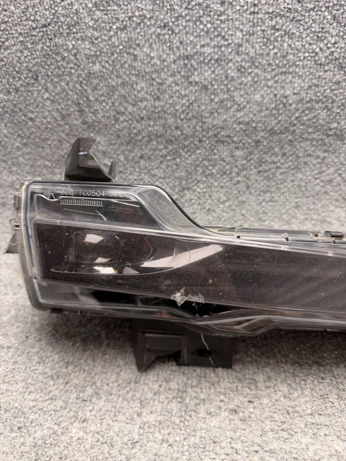 3 PIN OEM 2017 - 2023 Tesla Model 3 Front Right Fog Light LED Lamp 1077392-00-F