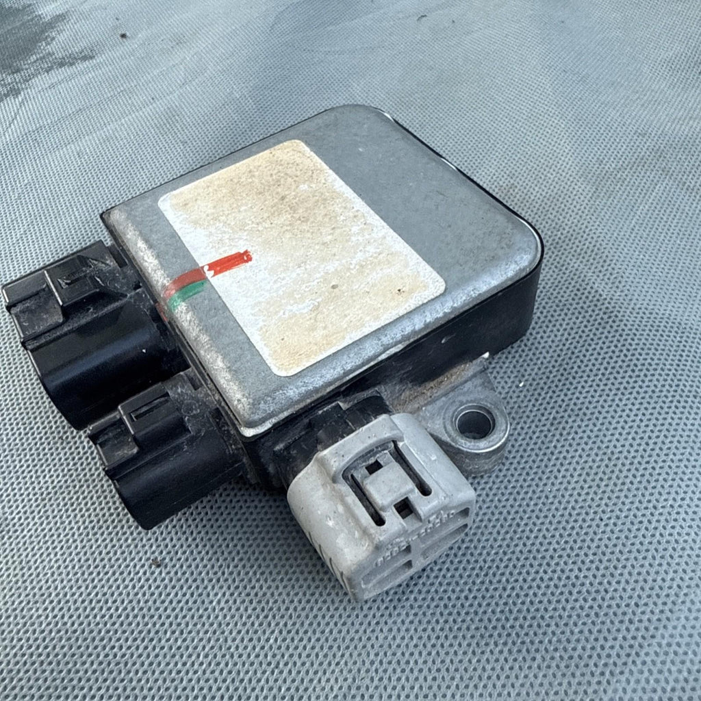 12-20 Tesla Model S Front Left OR Right Cooling Fan Relay Module OEM, 1G04119700