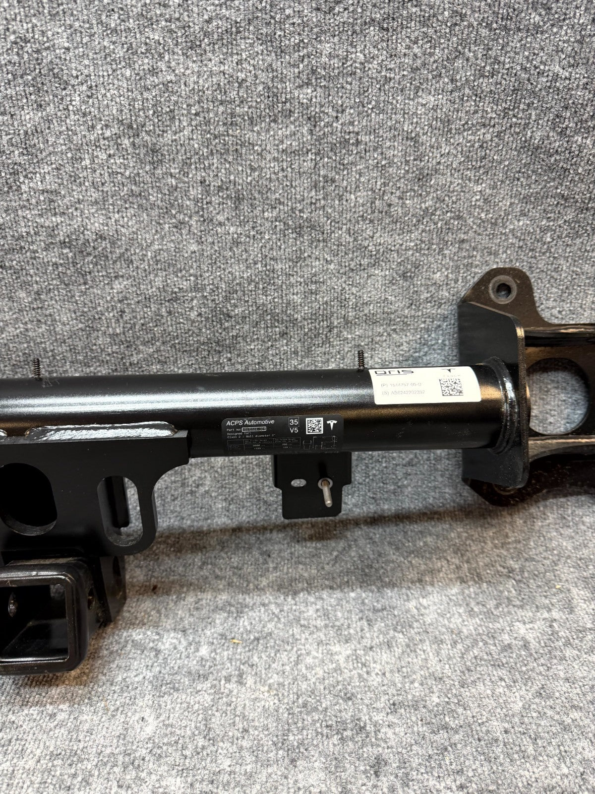2020 - 2024 TESLA MODEL Y REAR BUMPER TOWING TRAILER HITCH BAR OEM, 1514757-00-D