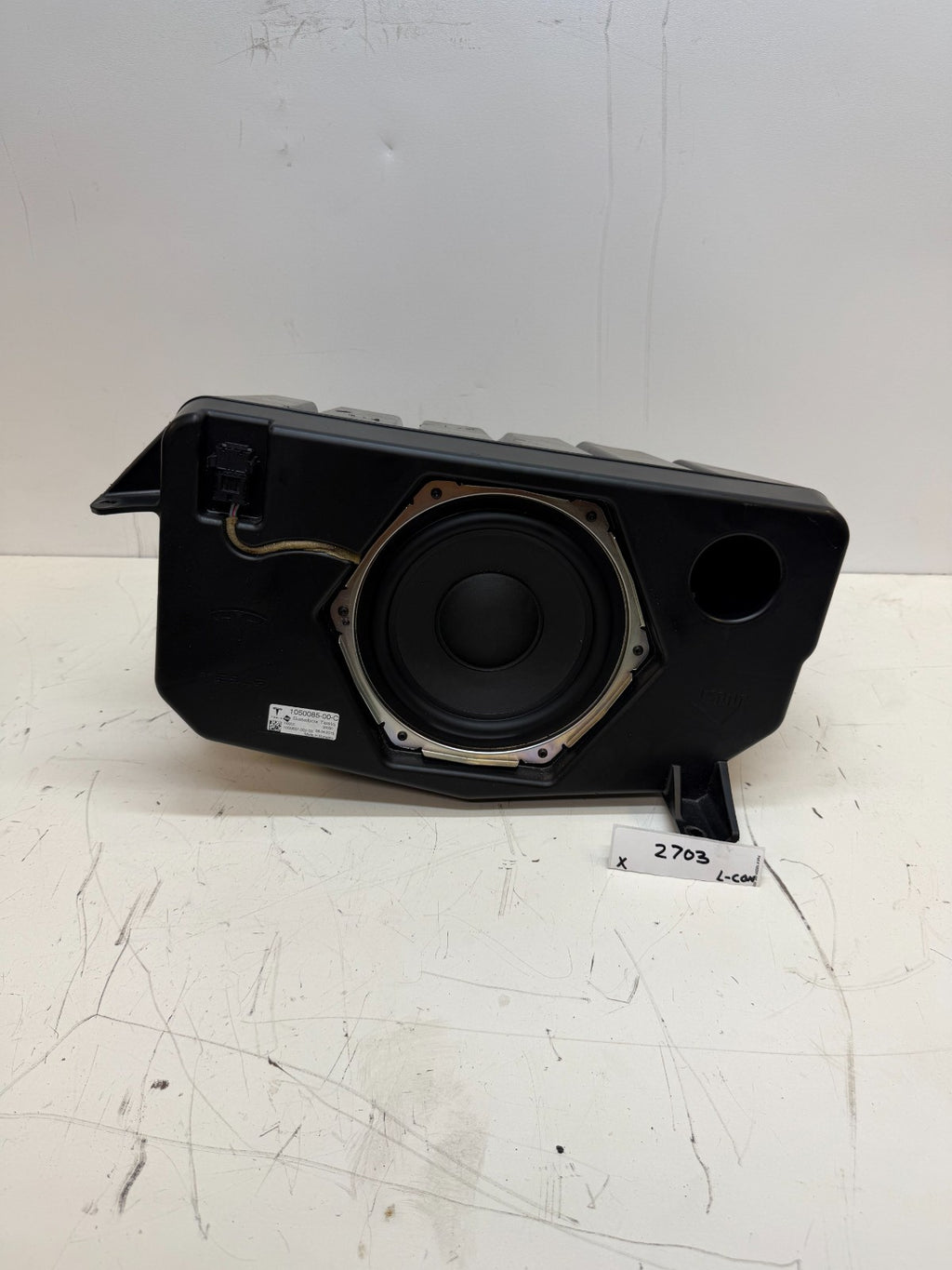 16-20 Tesla Model X Premium Subwoofer Bassbox Audio Speaker Woofer 1050085-00-C