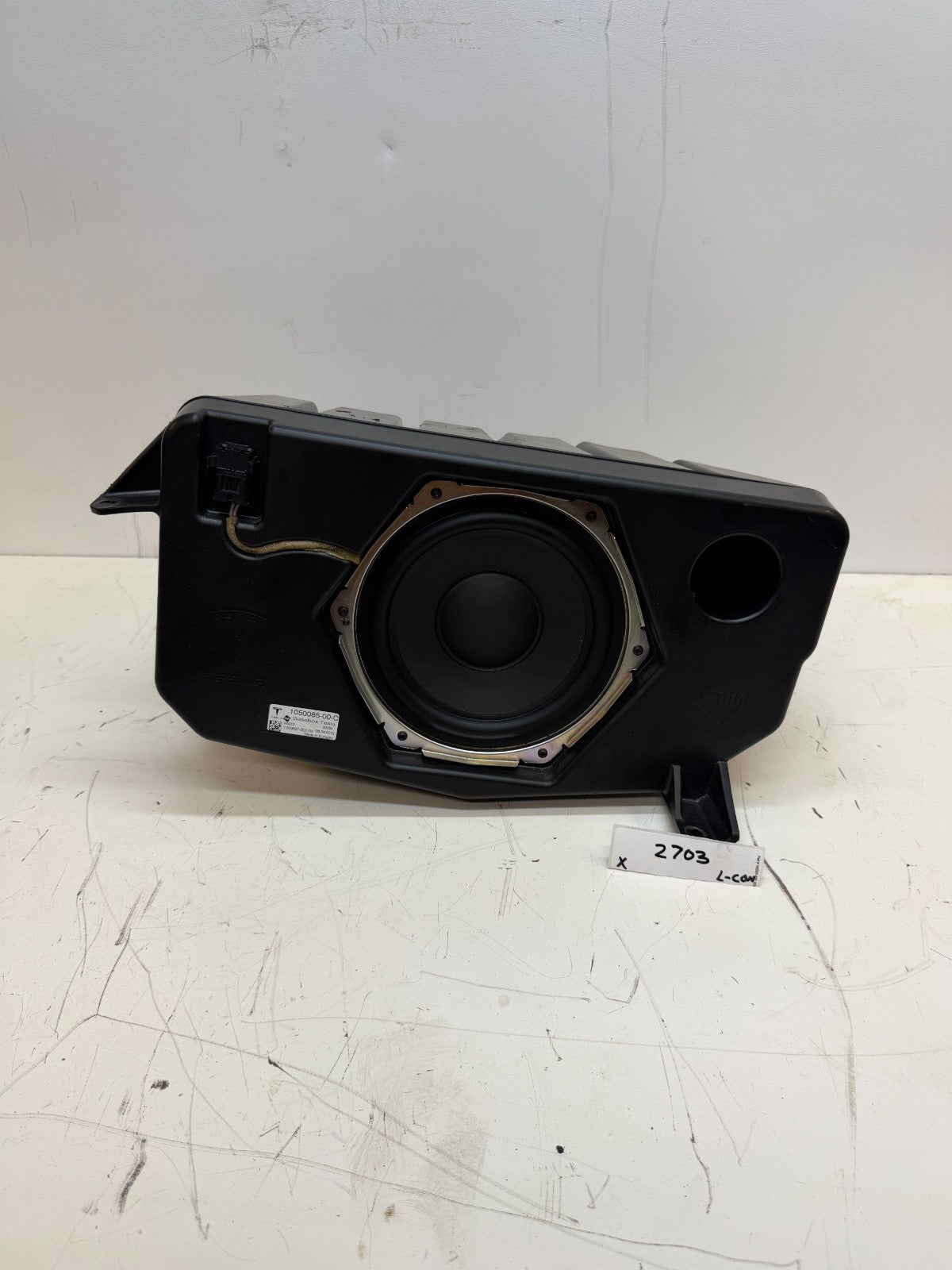 16-20 Tesla Model X Premium Subwoofer Bassbox Audio Speaker Woofer 1050085-00-C