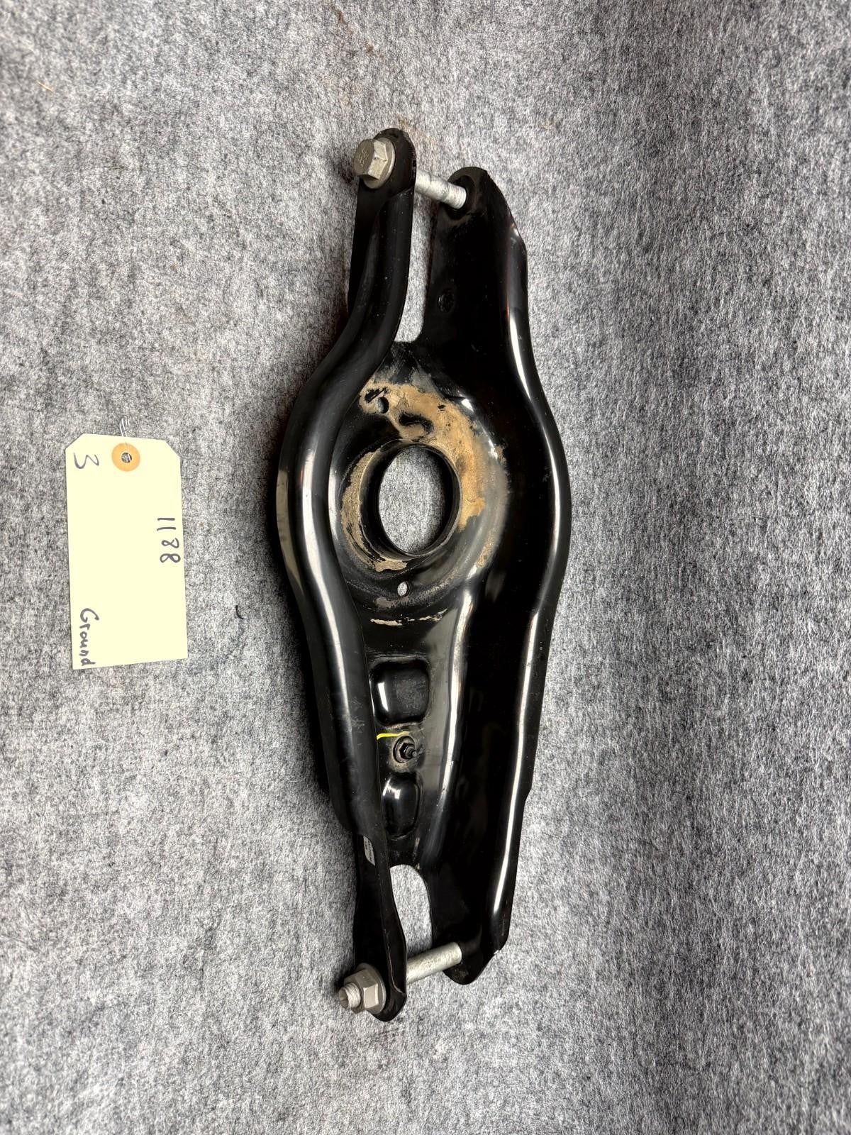 ♦️2017 - 2023 TESLA MODEL 3 REAR LEFT SIDE LOWER CONTROL ARM OEM, 1044451-00-F
