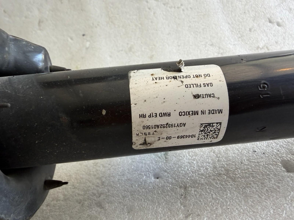 ♦️2017-2020 Tesla Model 3 Front Right Strut Shock 1044369-00-E