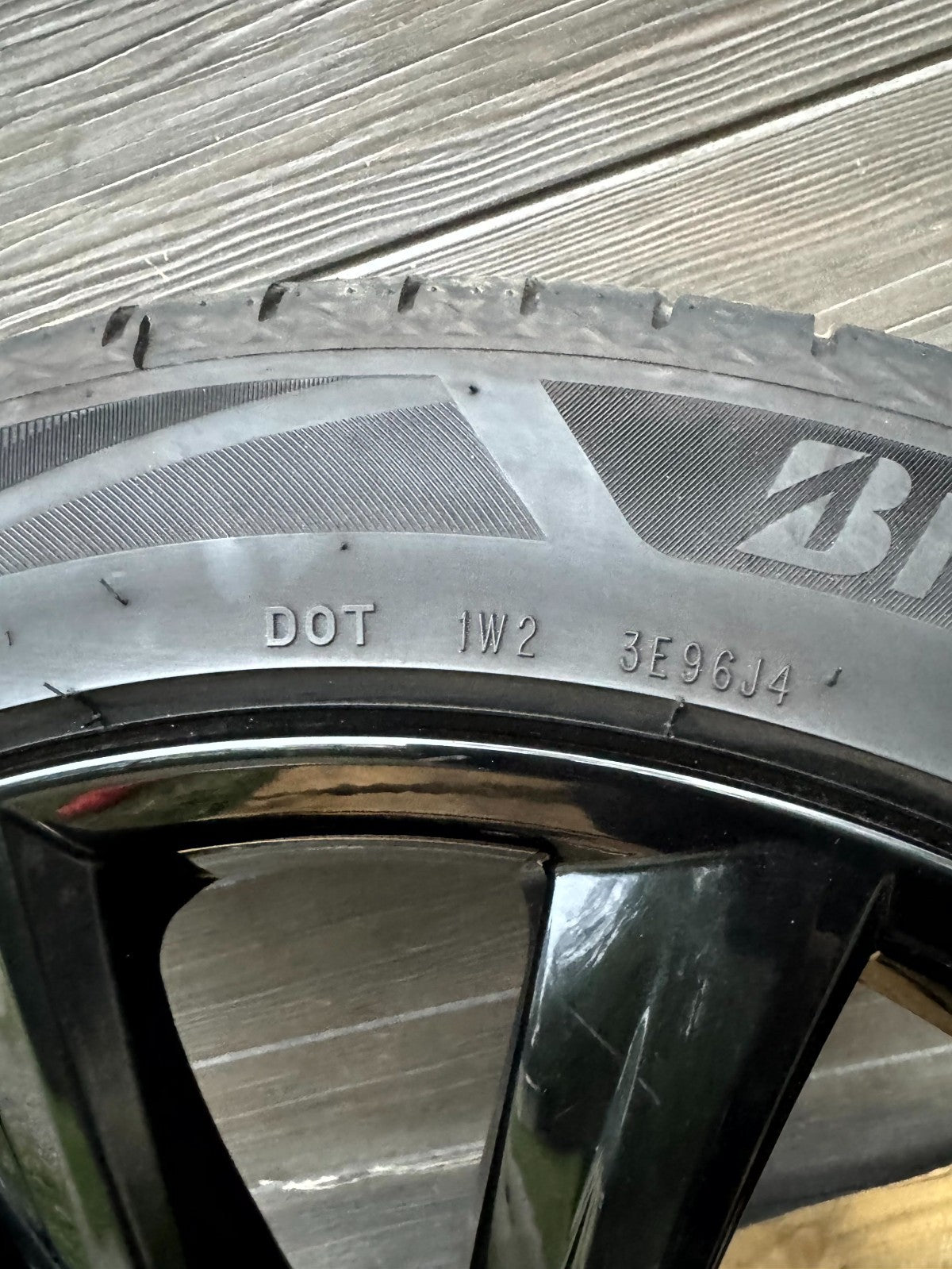 2017 - 2023 TESLA MODEL 3 Y FULL WHEEL WITH RIM SET W/ EMBLEM