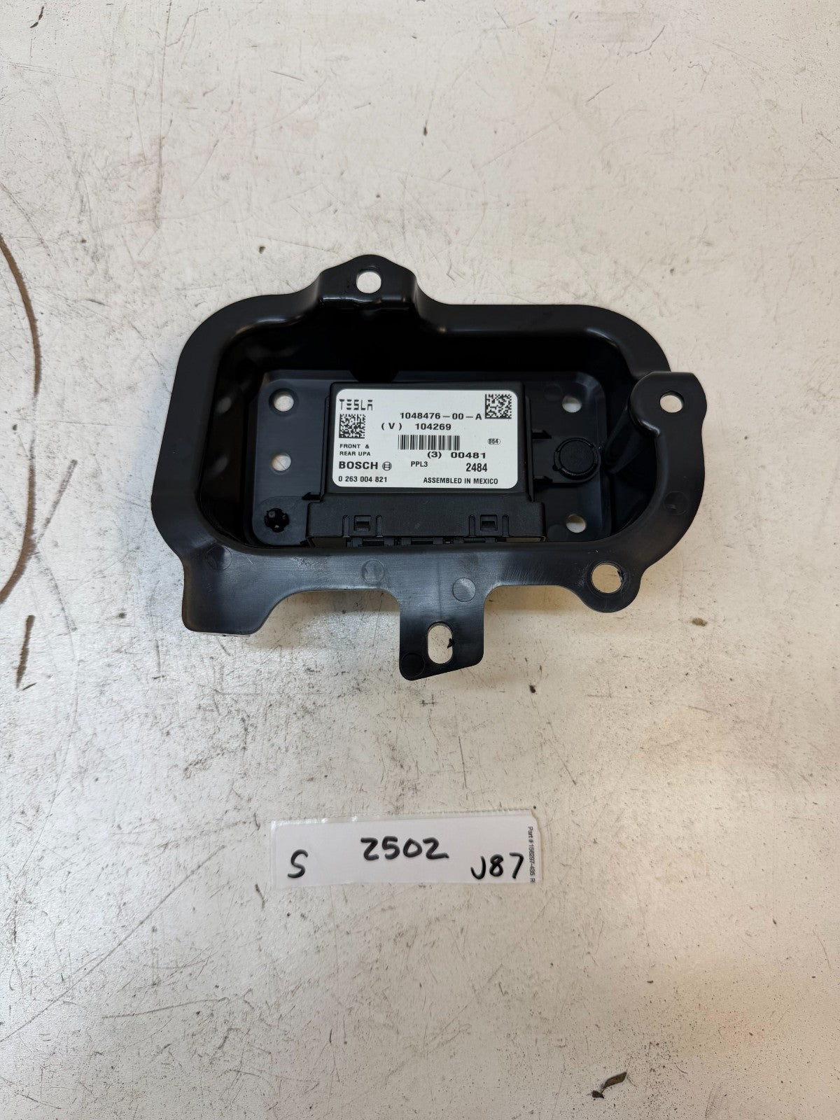 2012-20 Model S ECU Park Distance Assist Control Sensor Module PDC 1048476-00-A