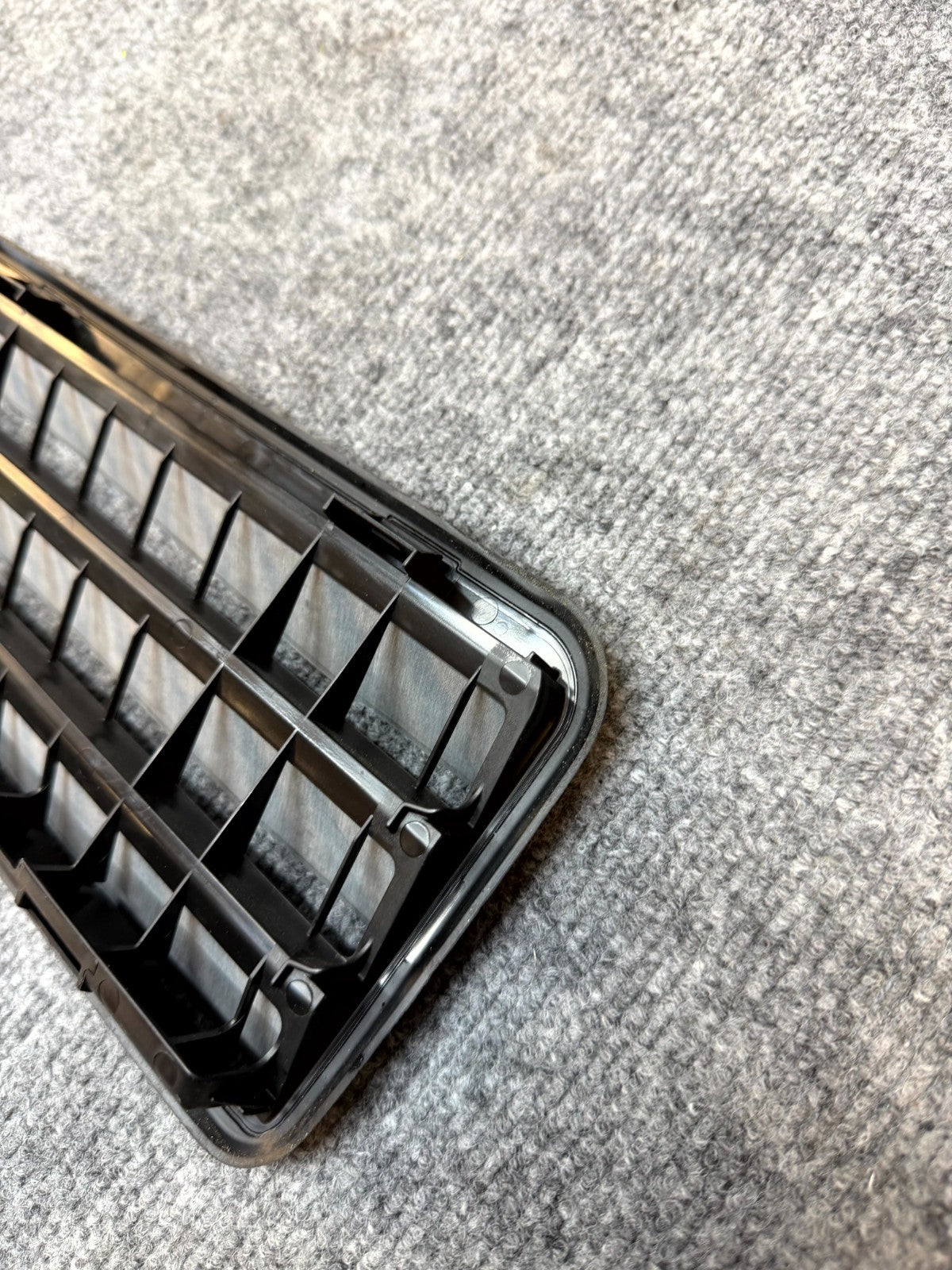 2017-2023 TESLA MODEL Y/3 AIR EXTRACTOR CABIN VENT GRILLE BLACK OEM, 109875100C