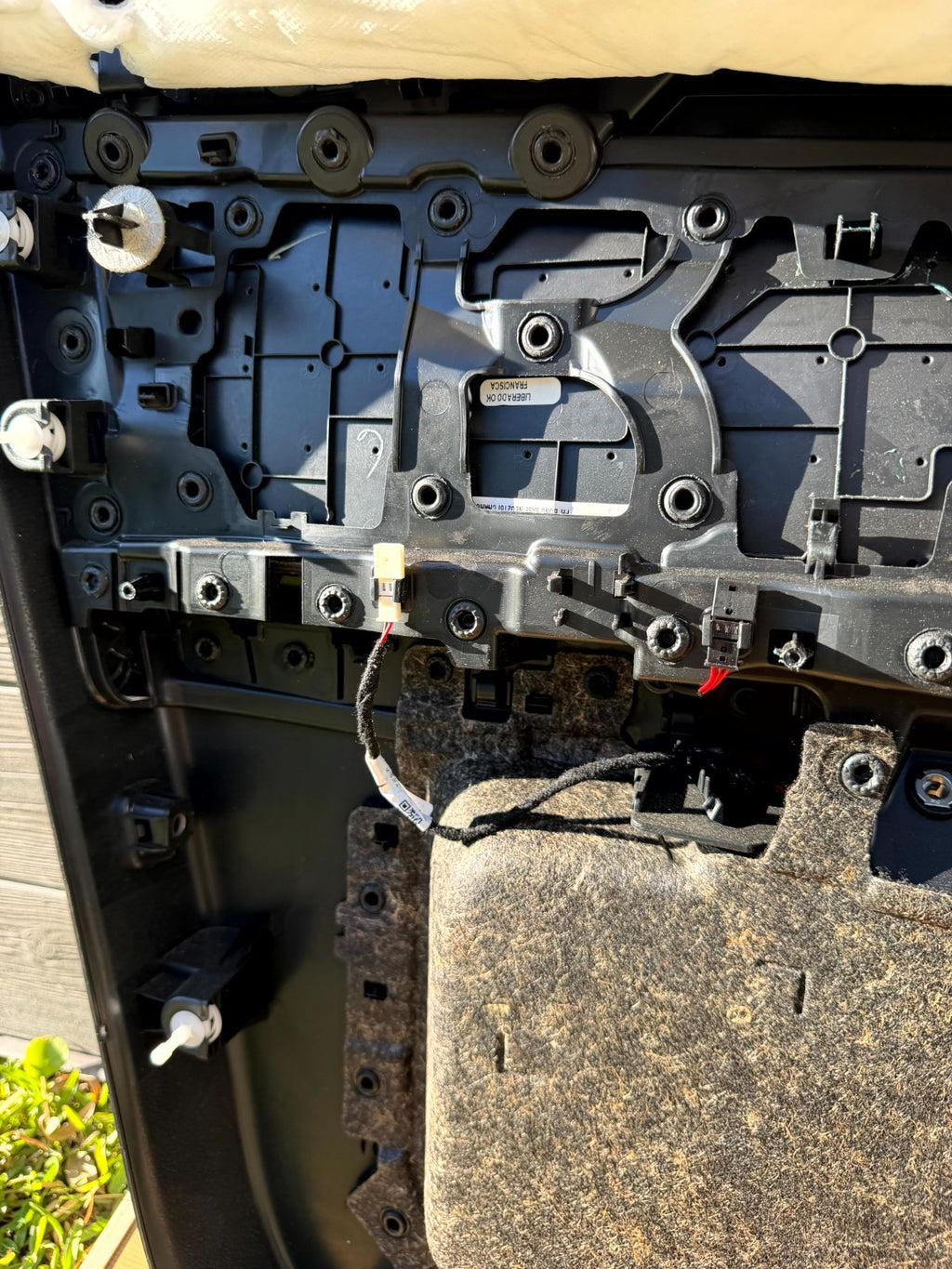 2020 - 2024 TESLA MODEL Y FRONT RIGHT SIDE DOOR PANEL CARD OEM, 1997294-00-E