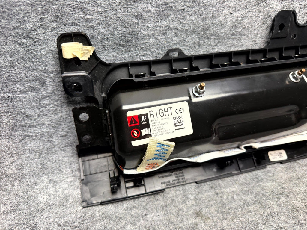 ♦️17-23 TESLA MODEL 3 RIGHT KNEE RIGHT PASSENGER SAFETY MODULE OEM, 108335000E