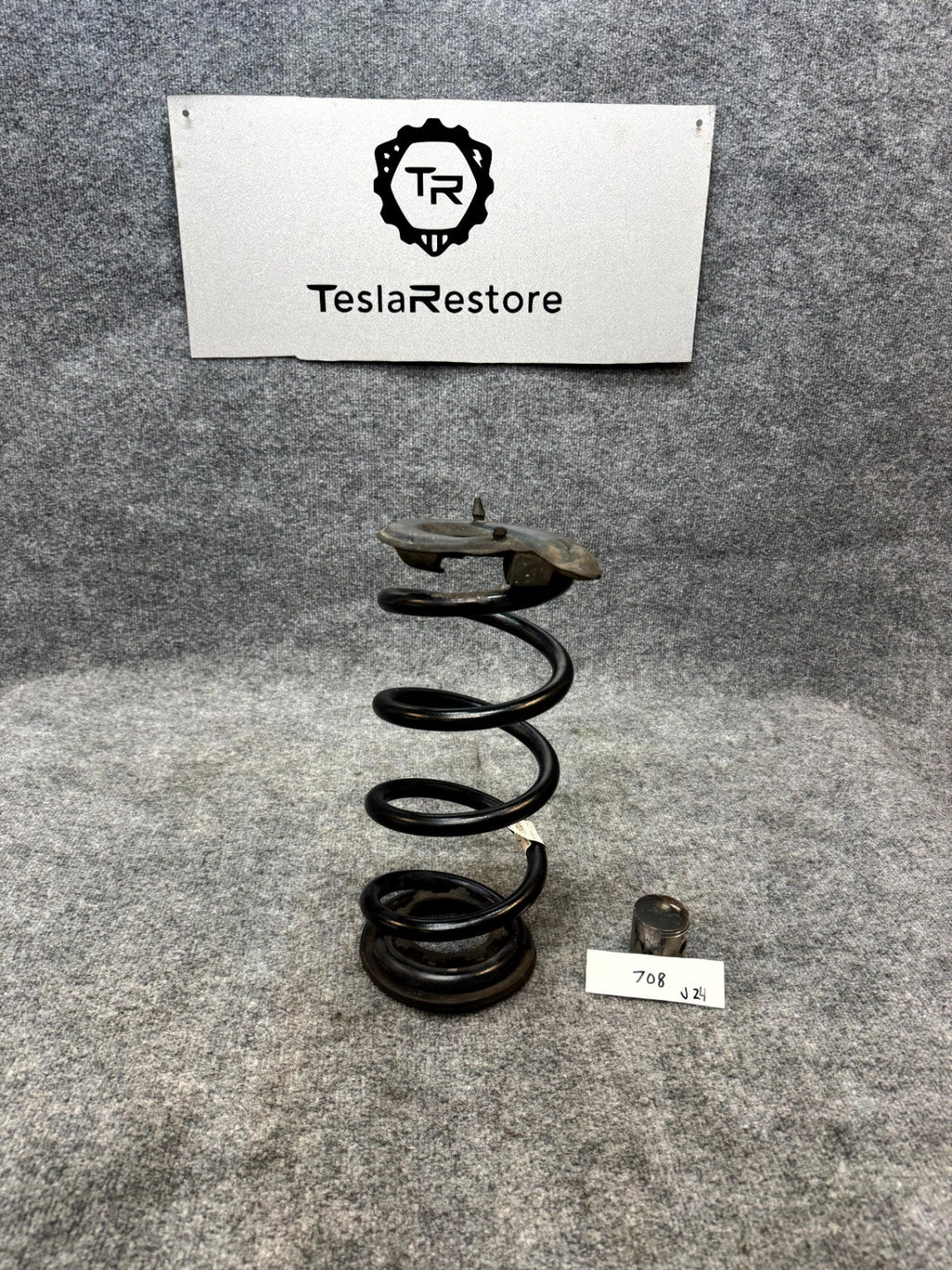 2017 - 2023 TESLA MODEL 3 REAR LEFT OR RIGHT SIDE COIL SPRING OEM, 1044472-00-G