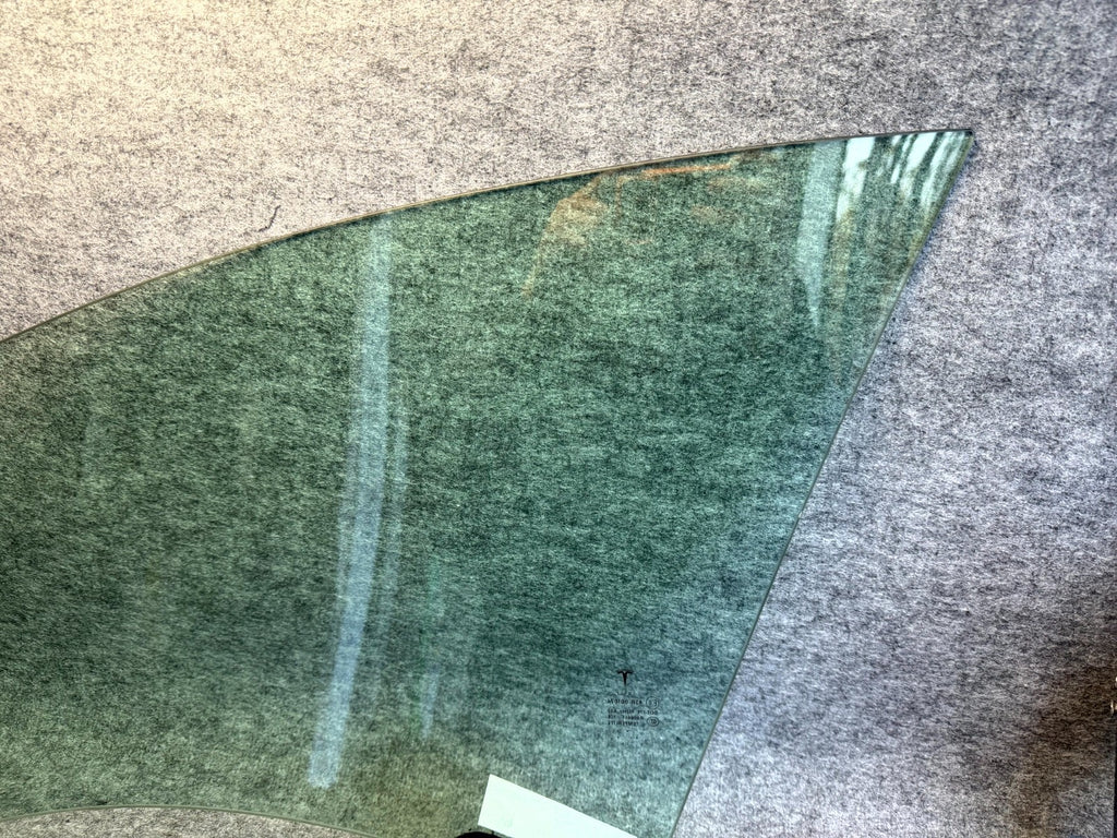 ♦️12-20 TESLA MODEL S FRONT RIGHT SIDE DOOR WINDOW GLASS PANEL OEM, 6006647-00-E