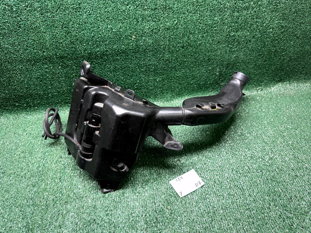 ♦️2020-2024 TESLA MODEL Y WINDSHIELD WASHER FLUID RESERVOIR OEM, 1490400-00-B