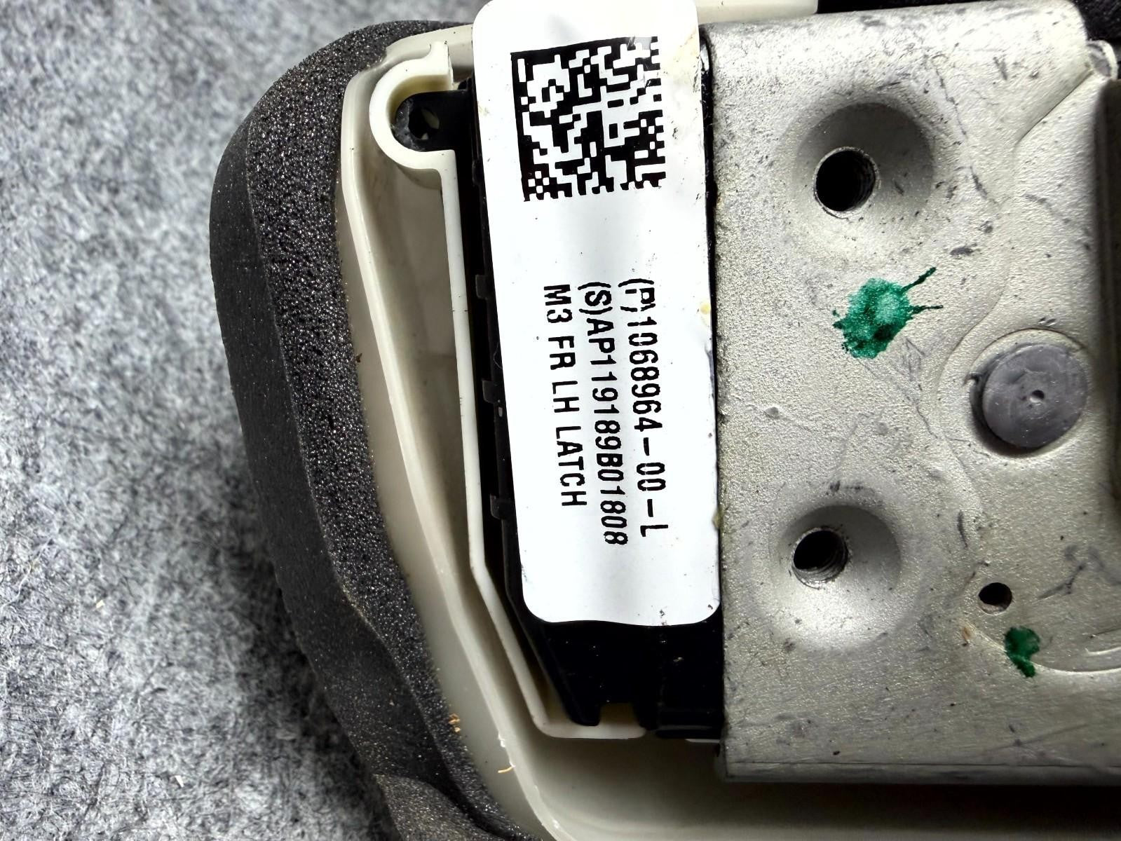 ♦️2017-2023 TESLA MODEL 3 FRONT LEFT DOOR LOCK LATCH ACTUATOR OEM, 1068964-00-L
