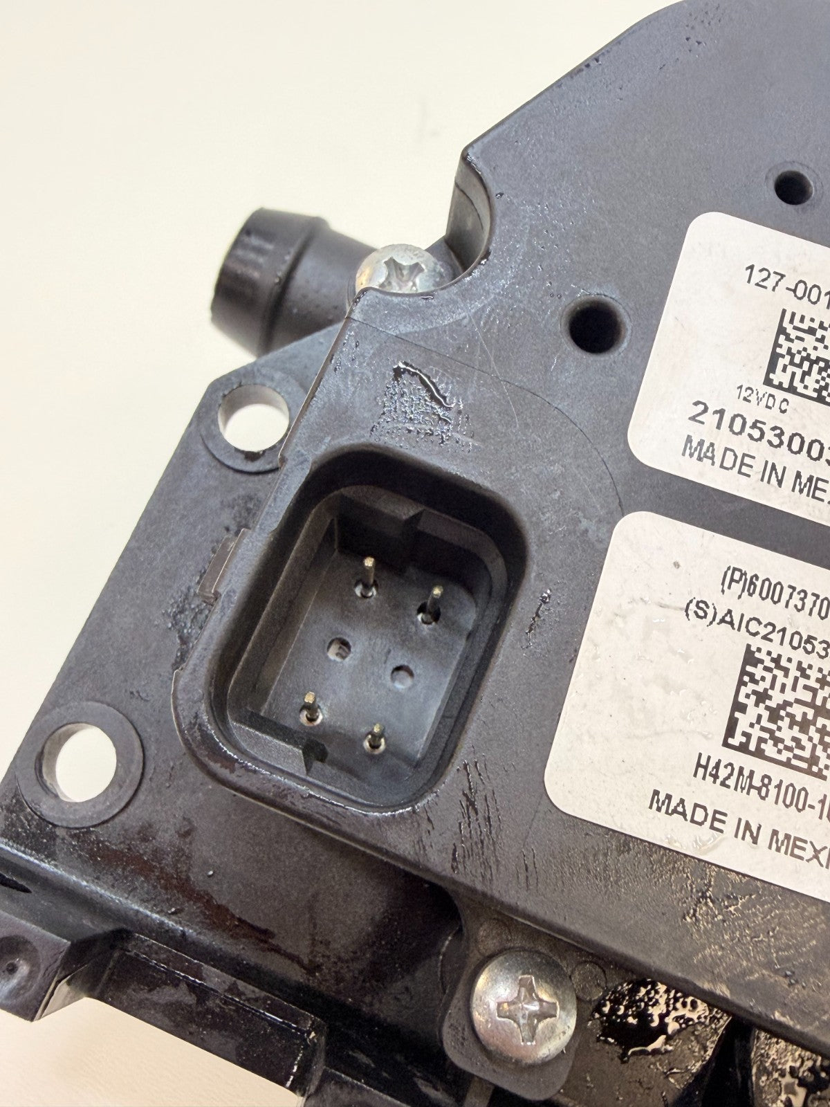 2012-2020 Tesla Model S Coolant Pump Cooling Valve Actuator 4-Way 6007370-50-E