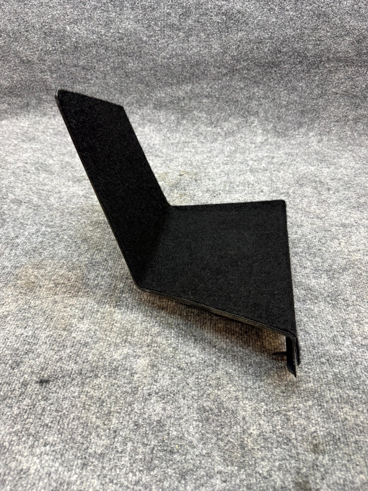 2020-2024 TESLA MODEL Y REAR RIGHT TRUNK POCKET BRACKET TRIM COVER OEM,149295600