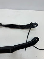 20-24 TESLA MODEL Y FRONT WINDSHIELD LEFT RIGHT WIPER ARM W/ BLADE SET 97036203