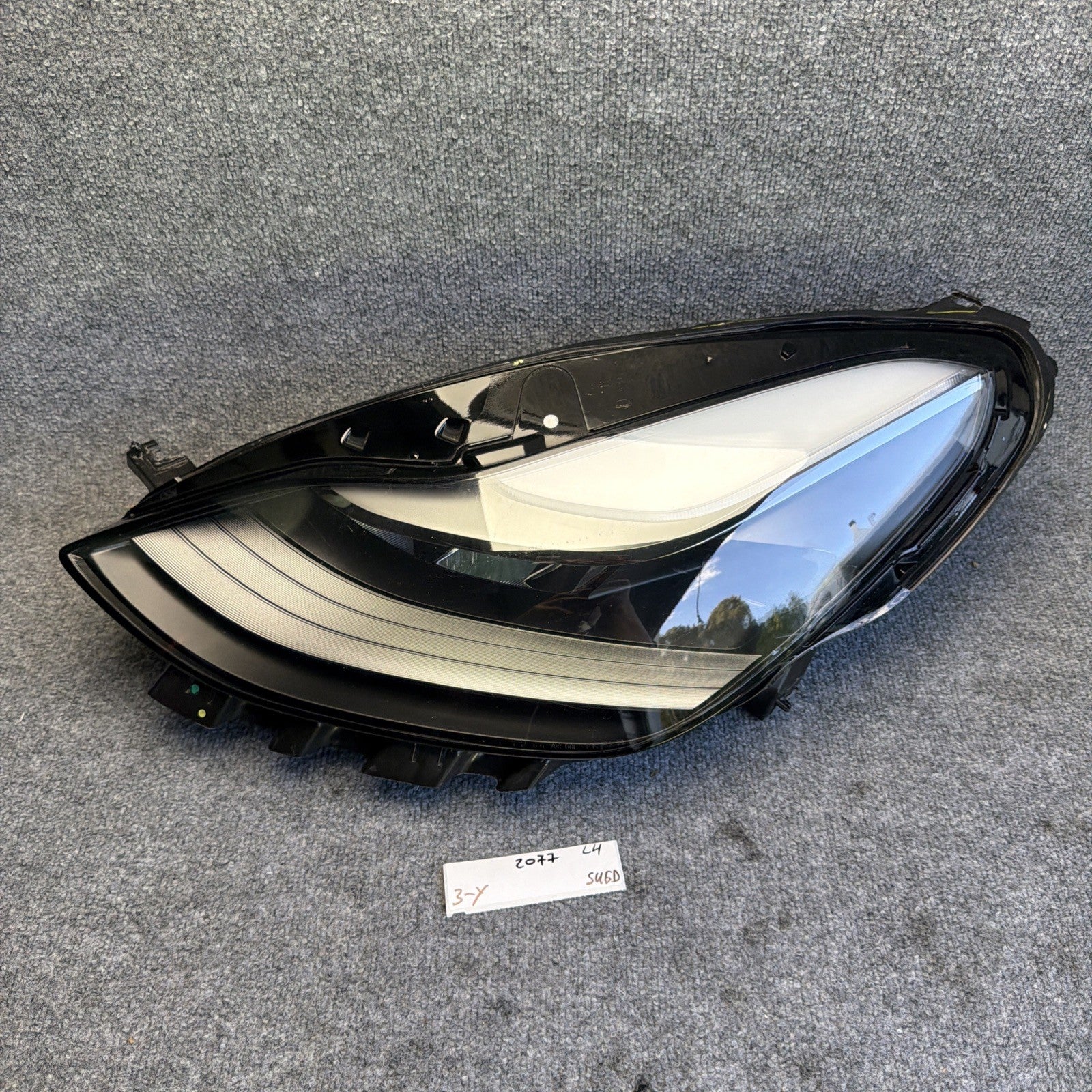 21-23 Tesla Model 3 Y Left Side Headlight Matrix OEM 1514952-00-D