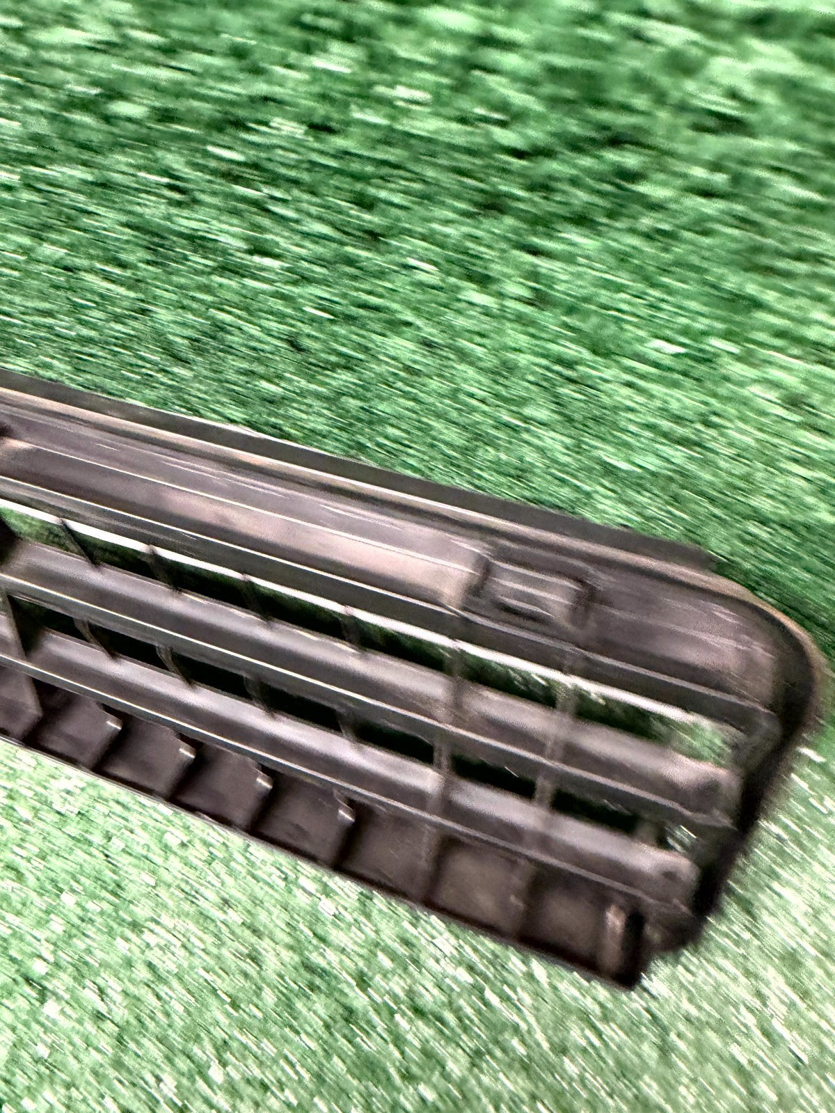 ♦️20-23 TESLA MODEL Y/3 RIGHT AIR EXTRACTOR CABIN VENT GRILL OEM, 1098751-00-C