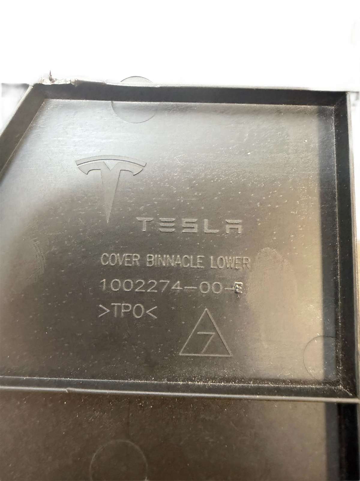 2012-2020 Tesla Model S Front Left Side Cover Binnacle Lower Trim 1002274-00-E